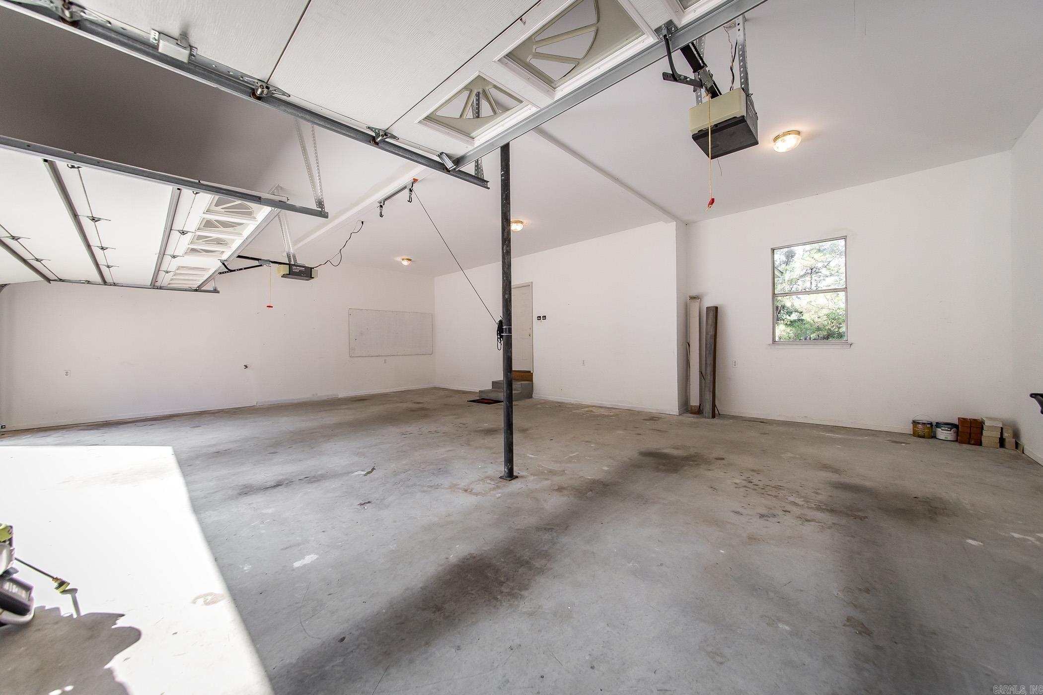 CHENAL RIDGE - Residential