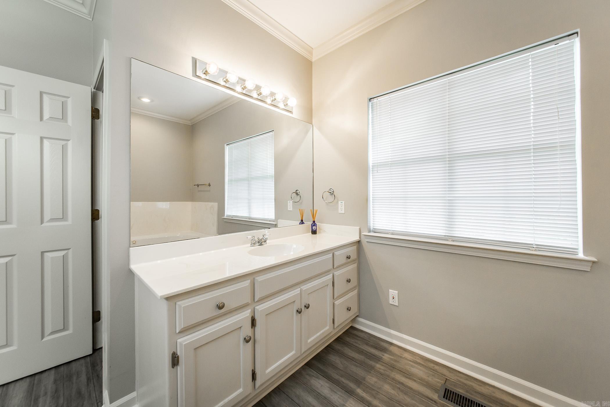 CHENAL RIDGE - Residential