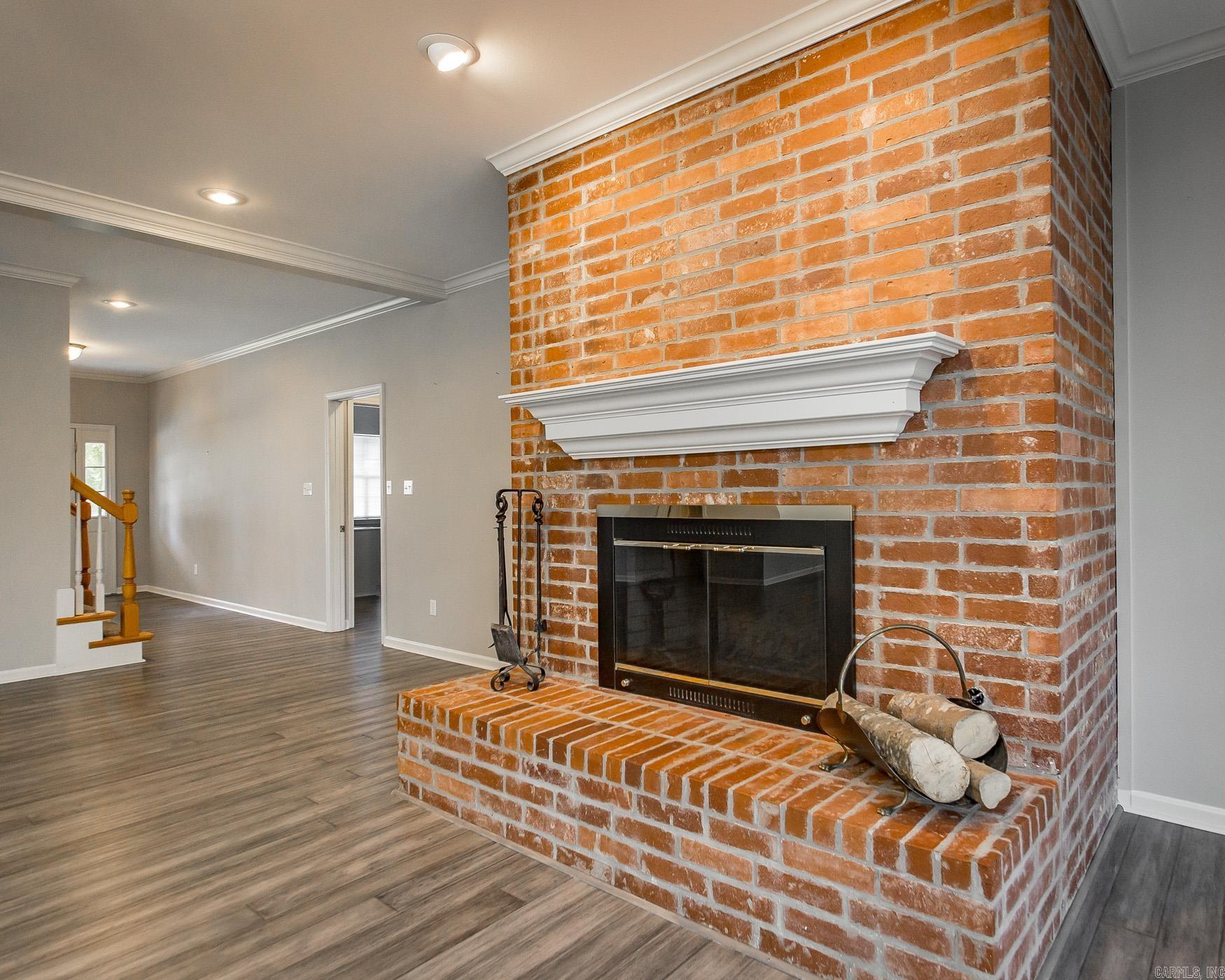 CHENAL RIDGE - Residential