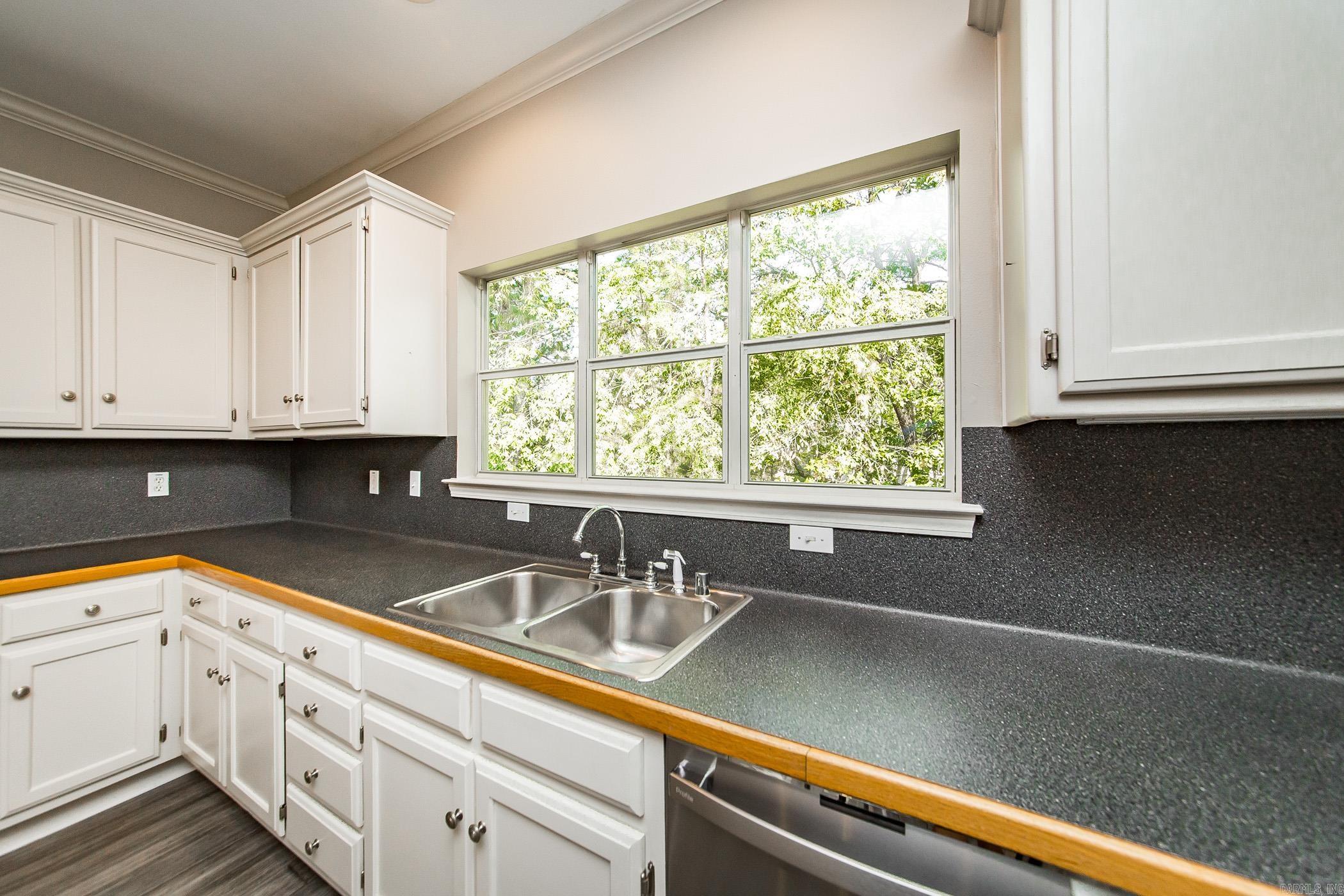 CHENAL RIDGE - Residential