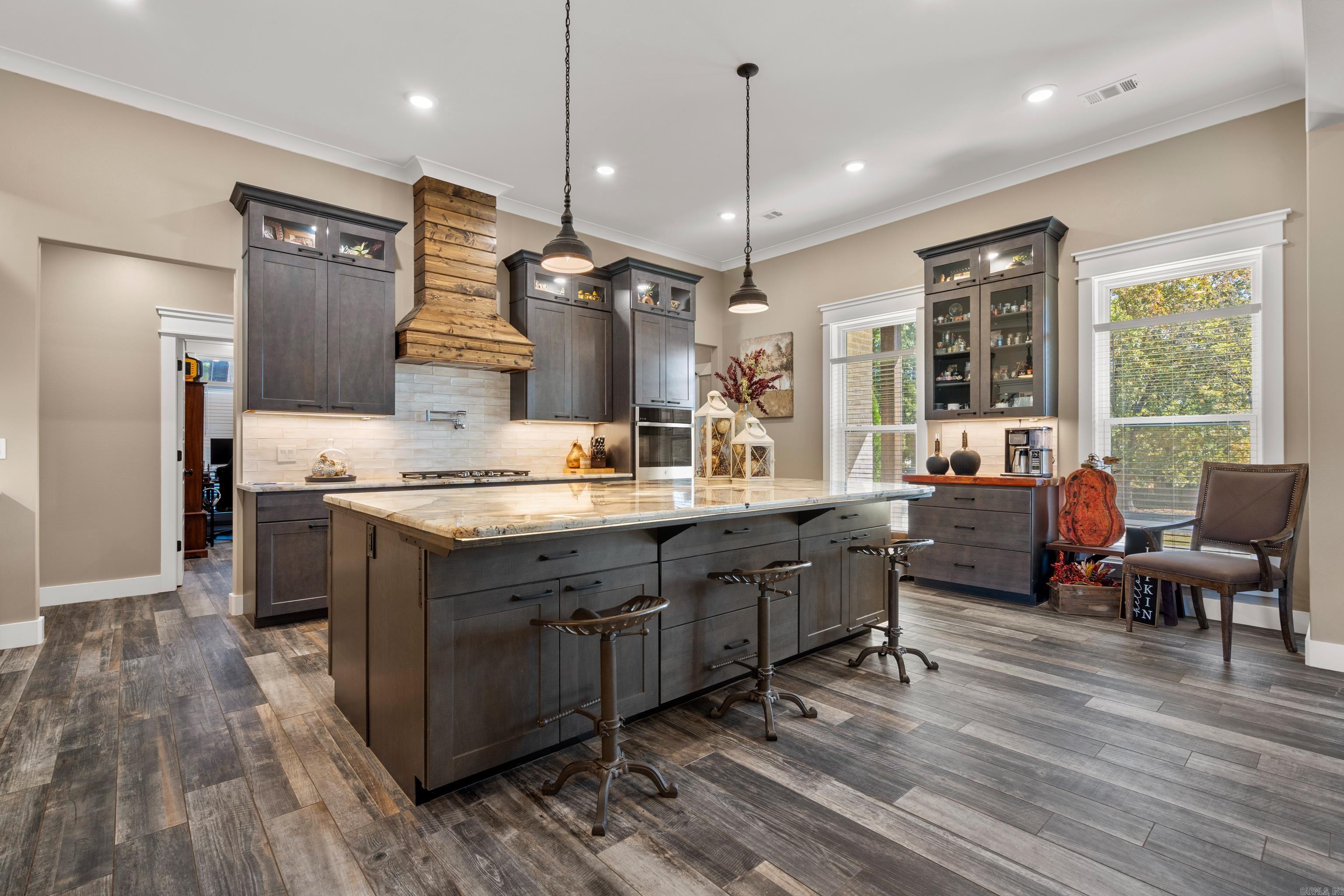 WEST WINDS UNIT - Residential