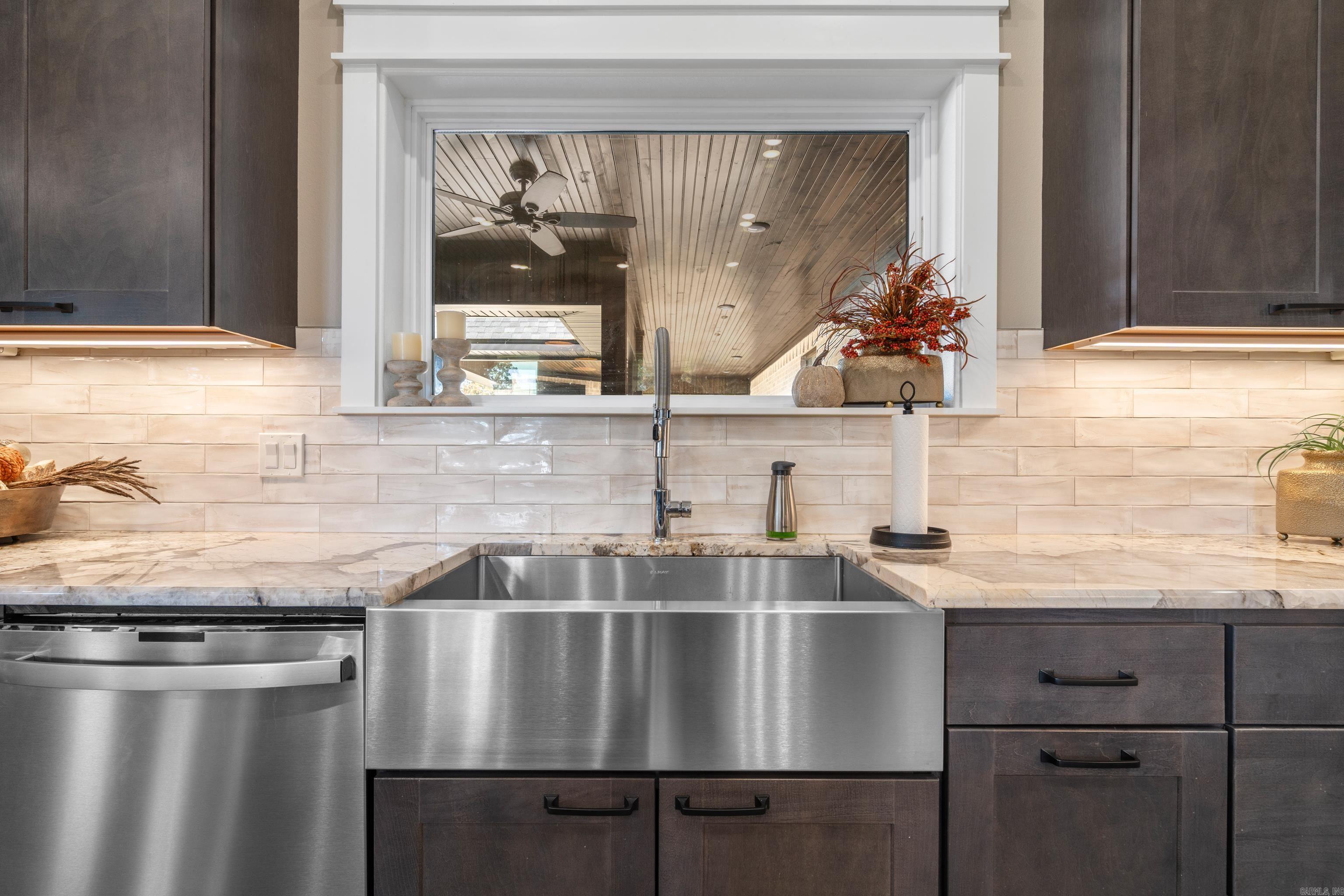 WEST WINDS UNIT - Residential