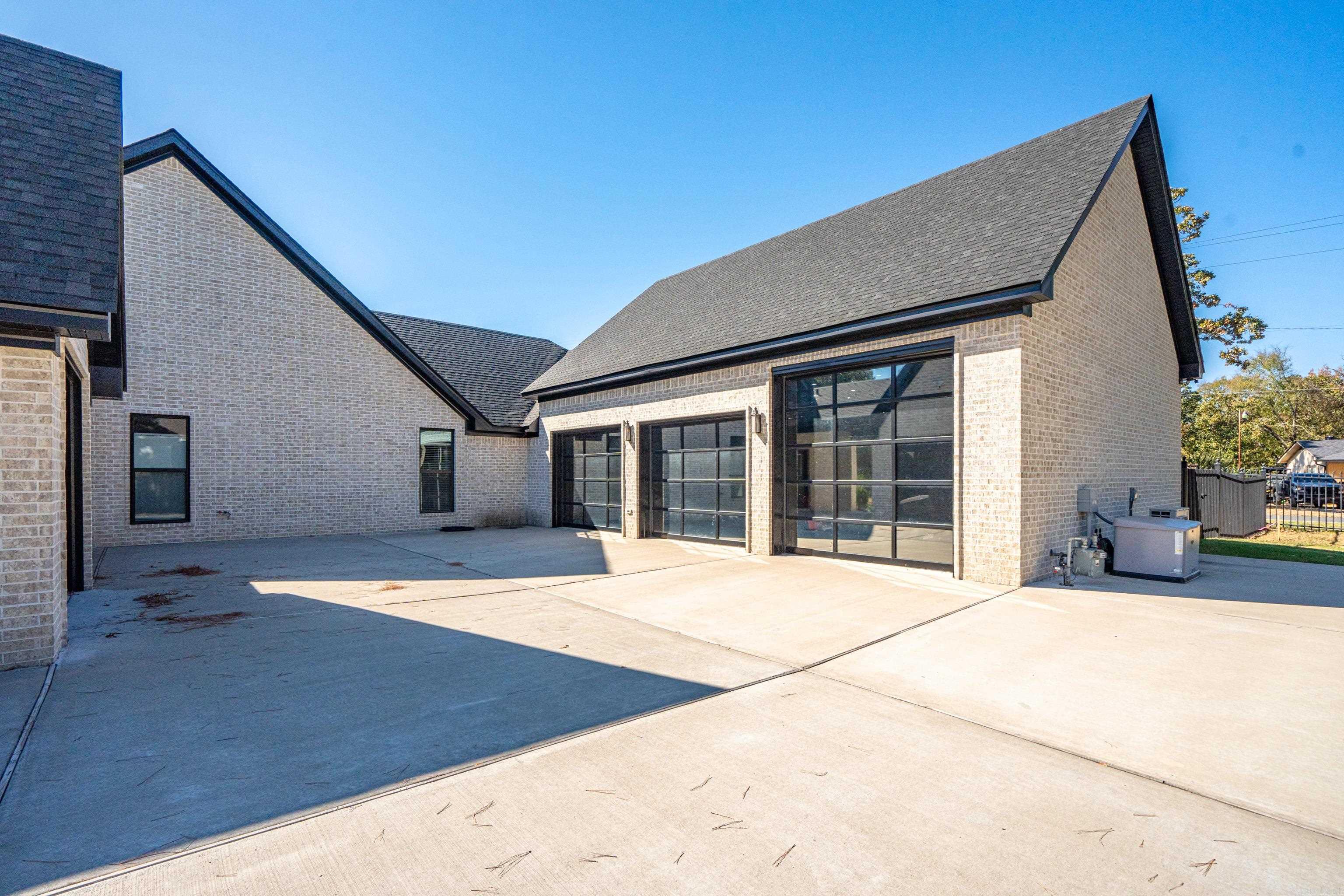 WEST WINDS UNIT - Residential
