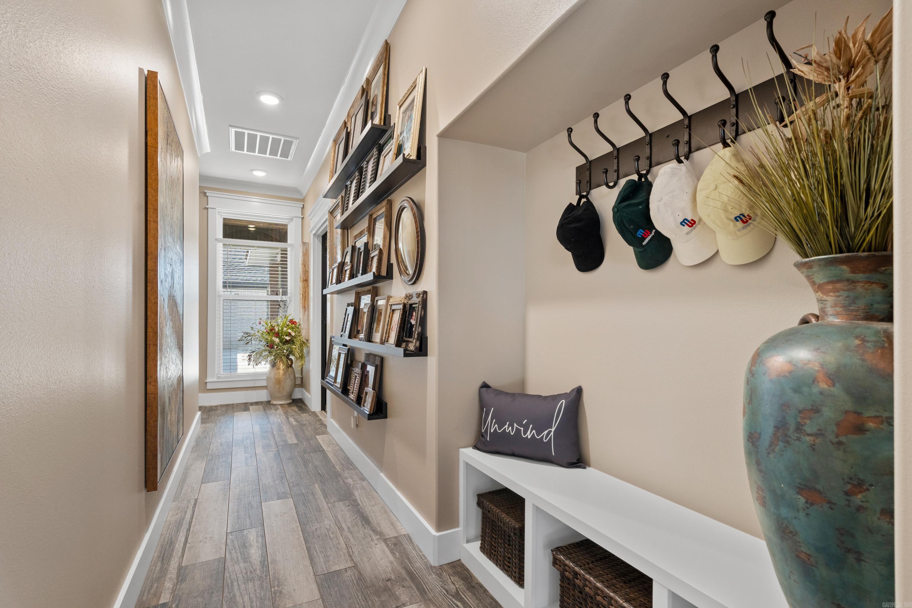 WEST WINDS UNIT - Residential