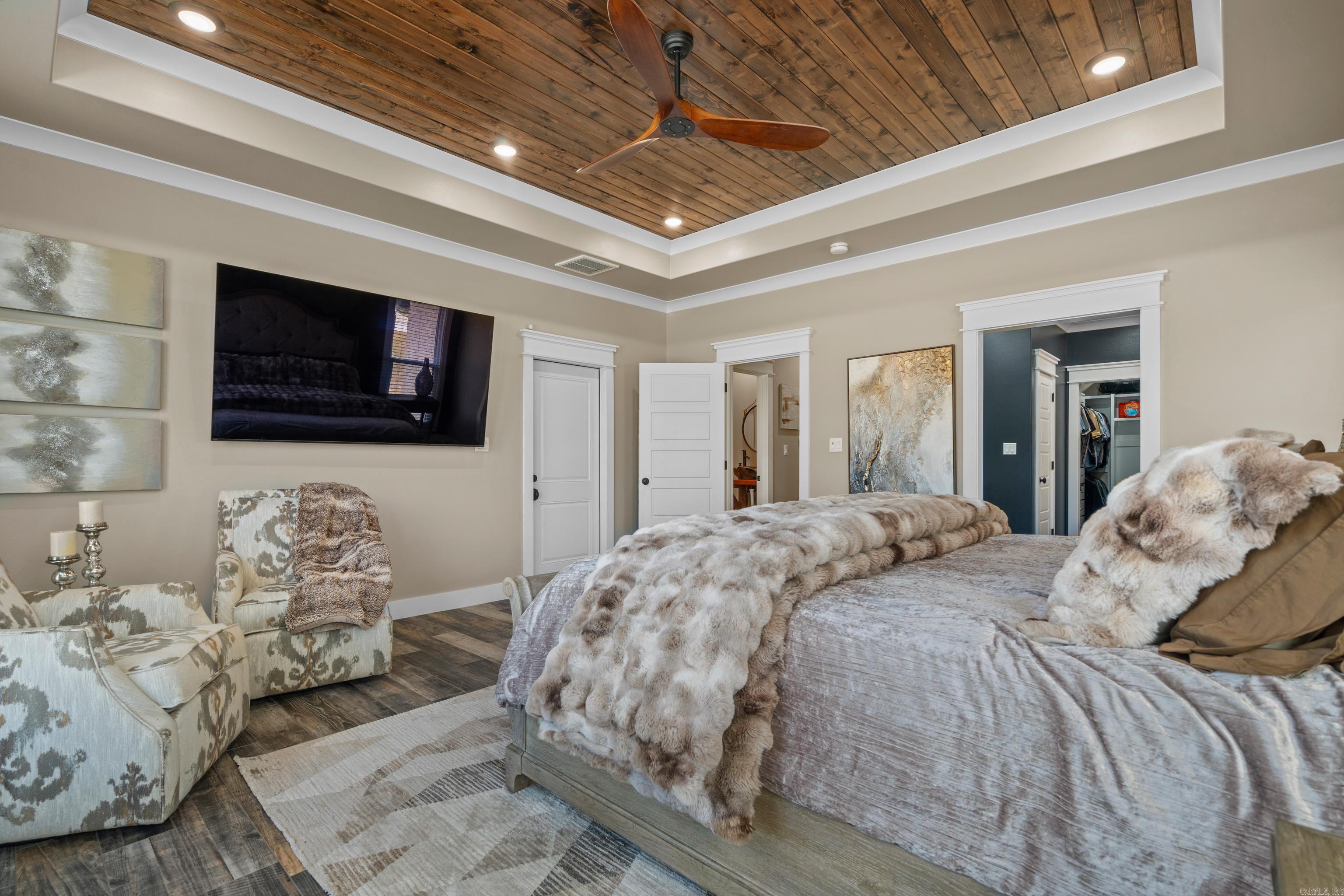 WEST WINDS UNIT - Residential