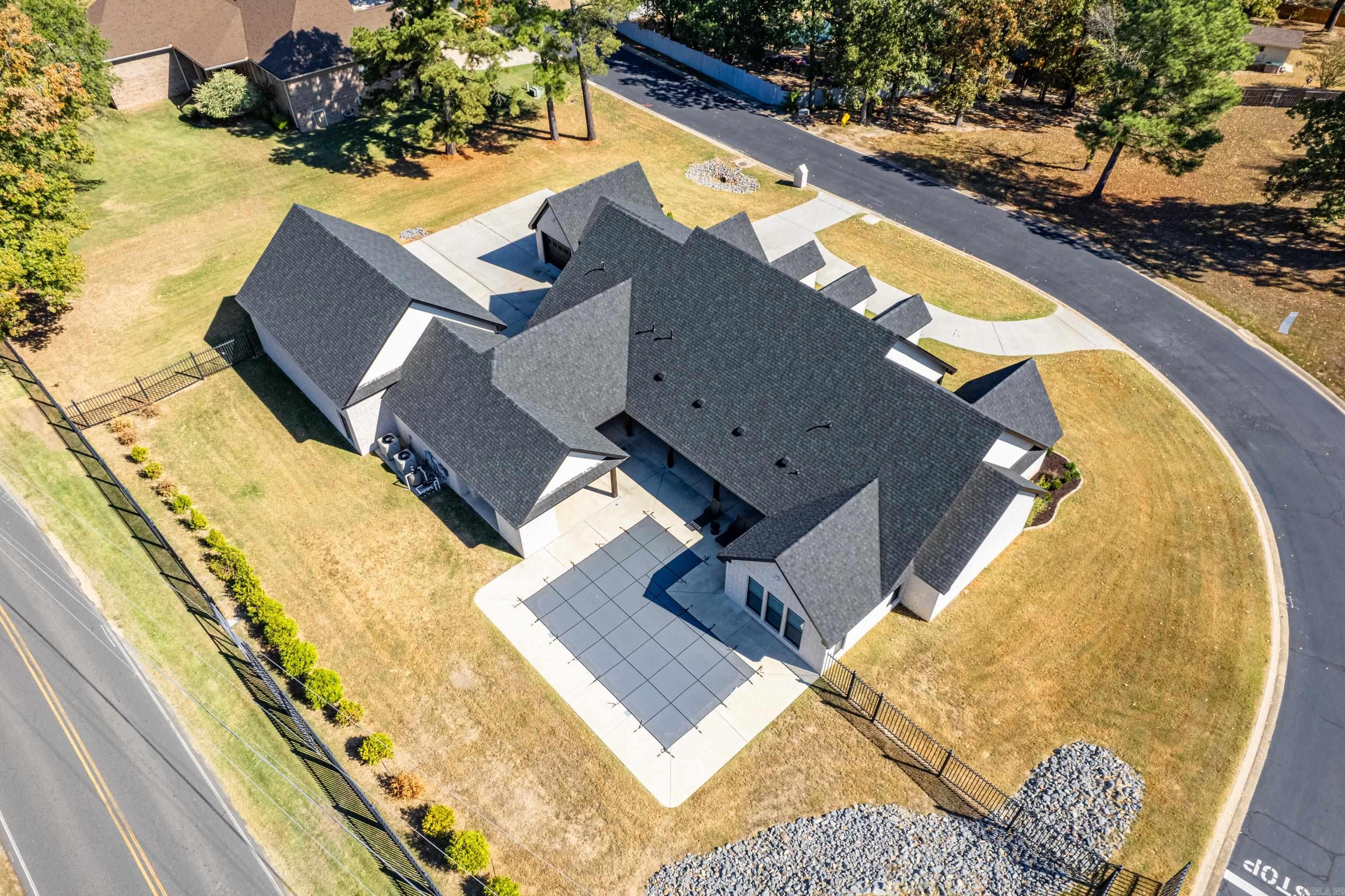 WEST WINDS UNIT - Residential