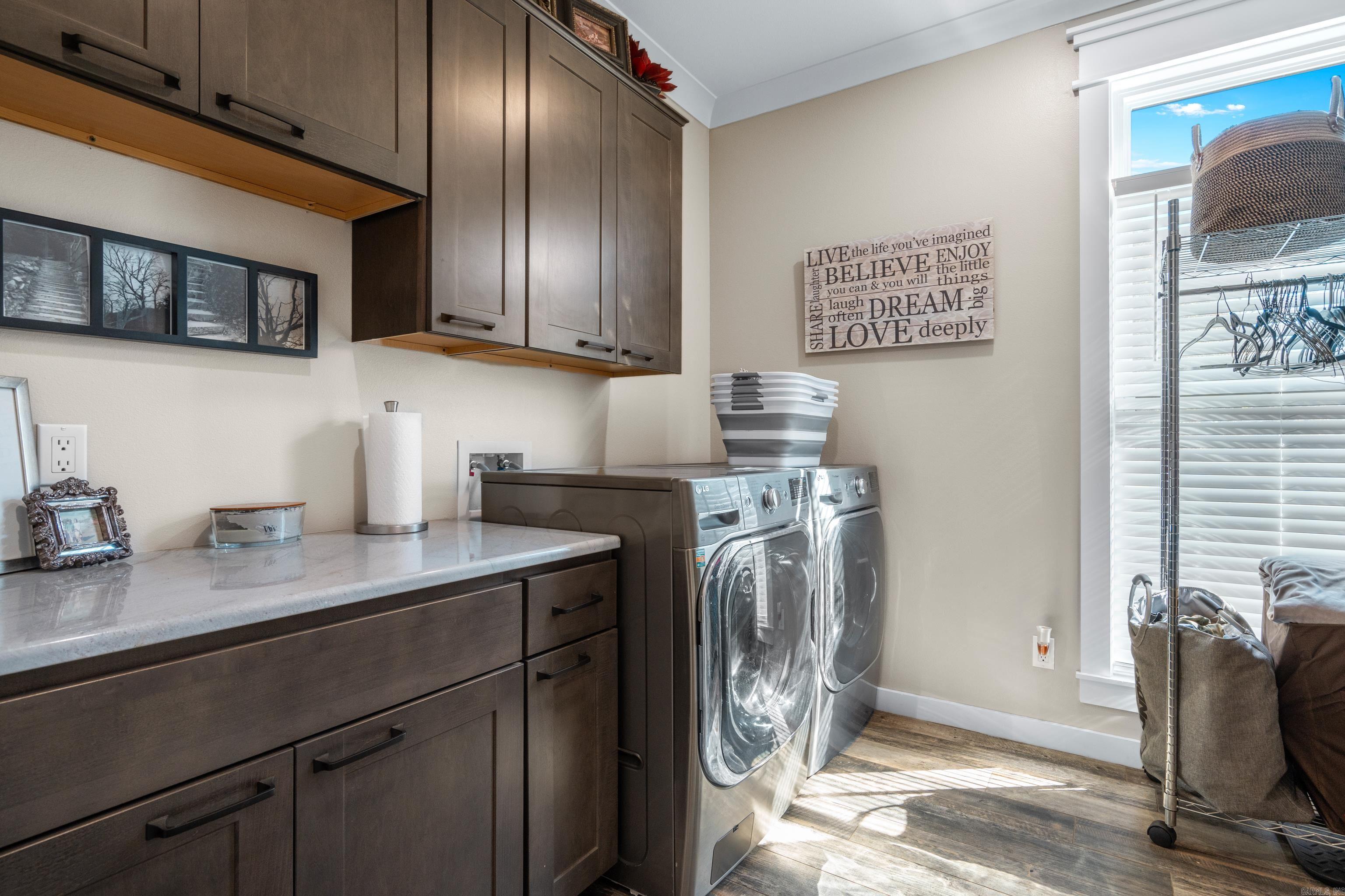 WEST WINDS UNIT - Residential