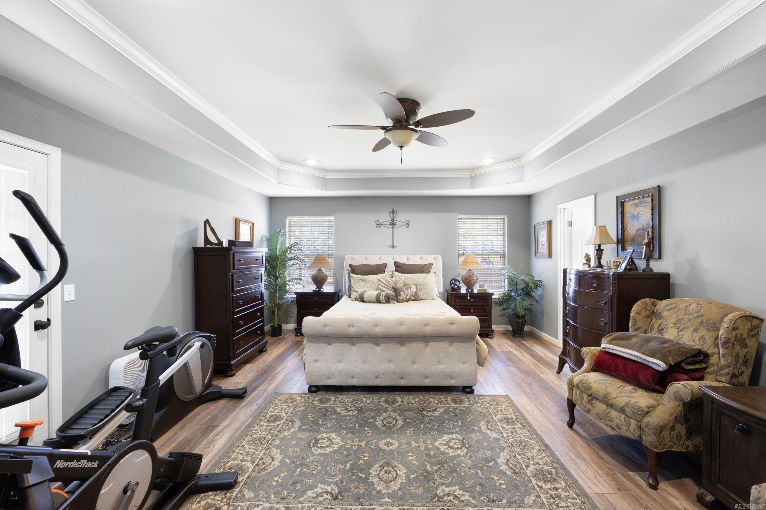 BENT TREE - Residential