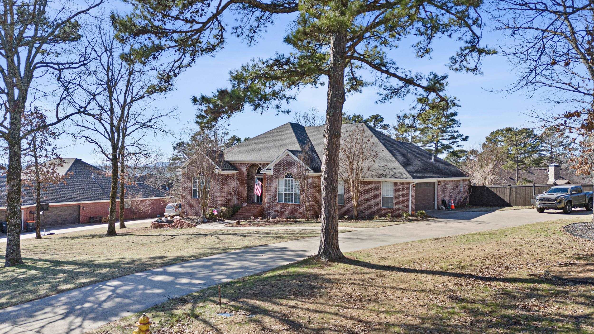 BENT TREE - Residential