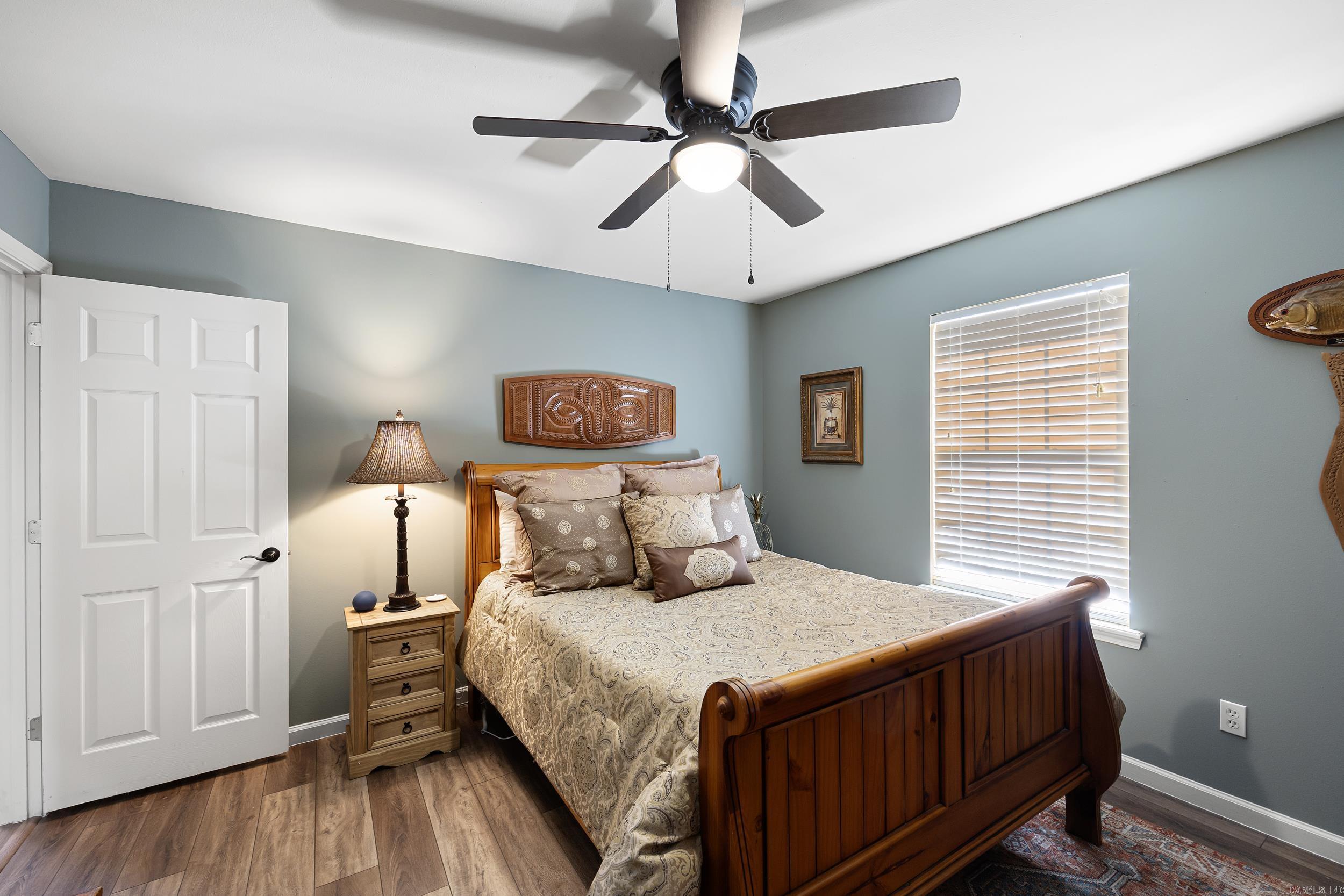 BENT TREE - Residential