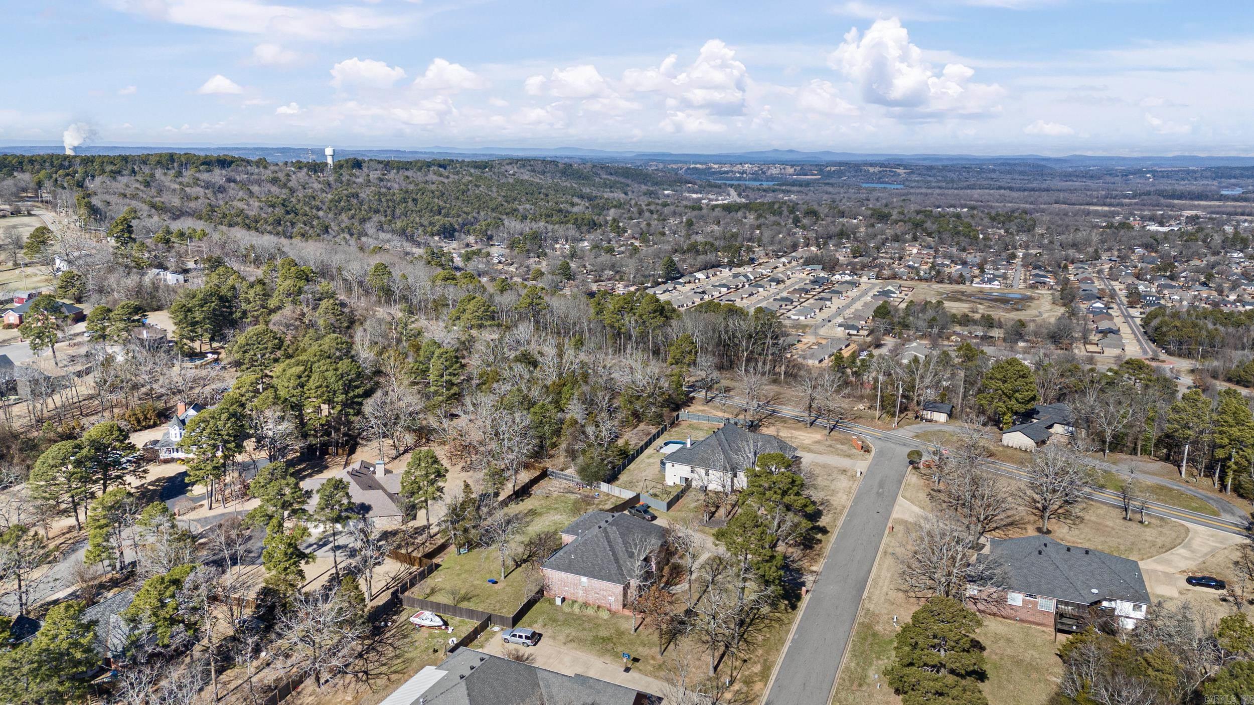 BENT TREE - Residential