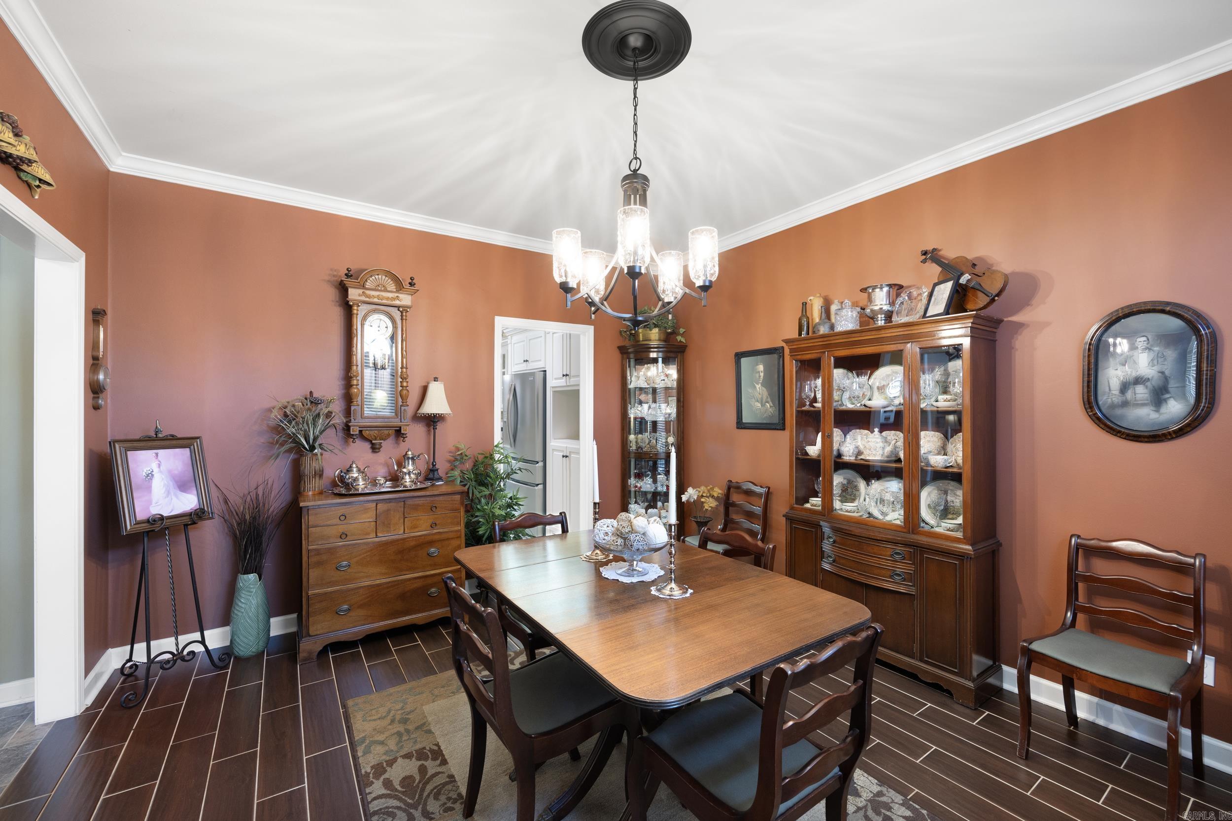 BENT TREE - Residential