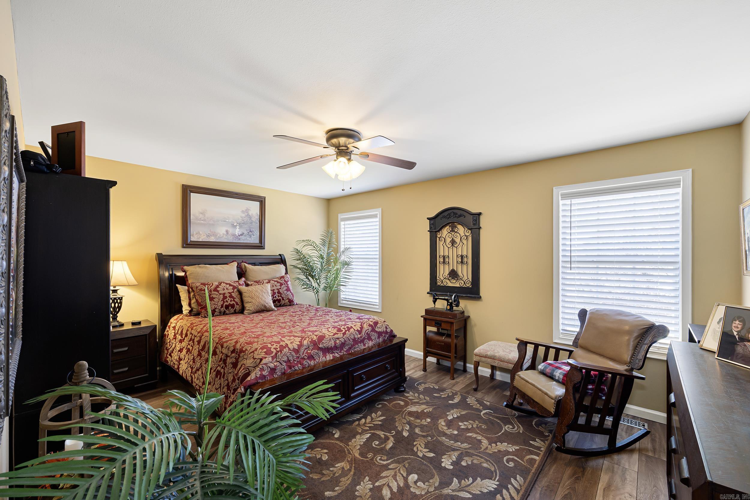 BENT TREE - Residential