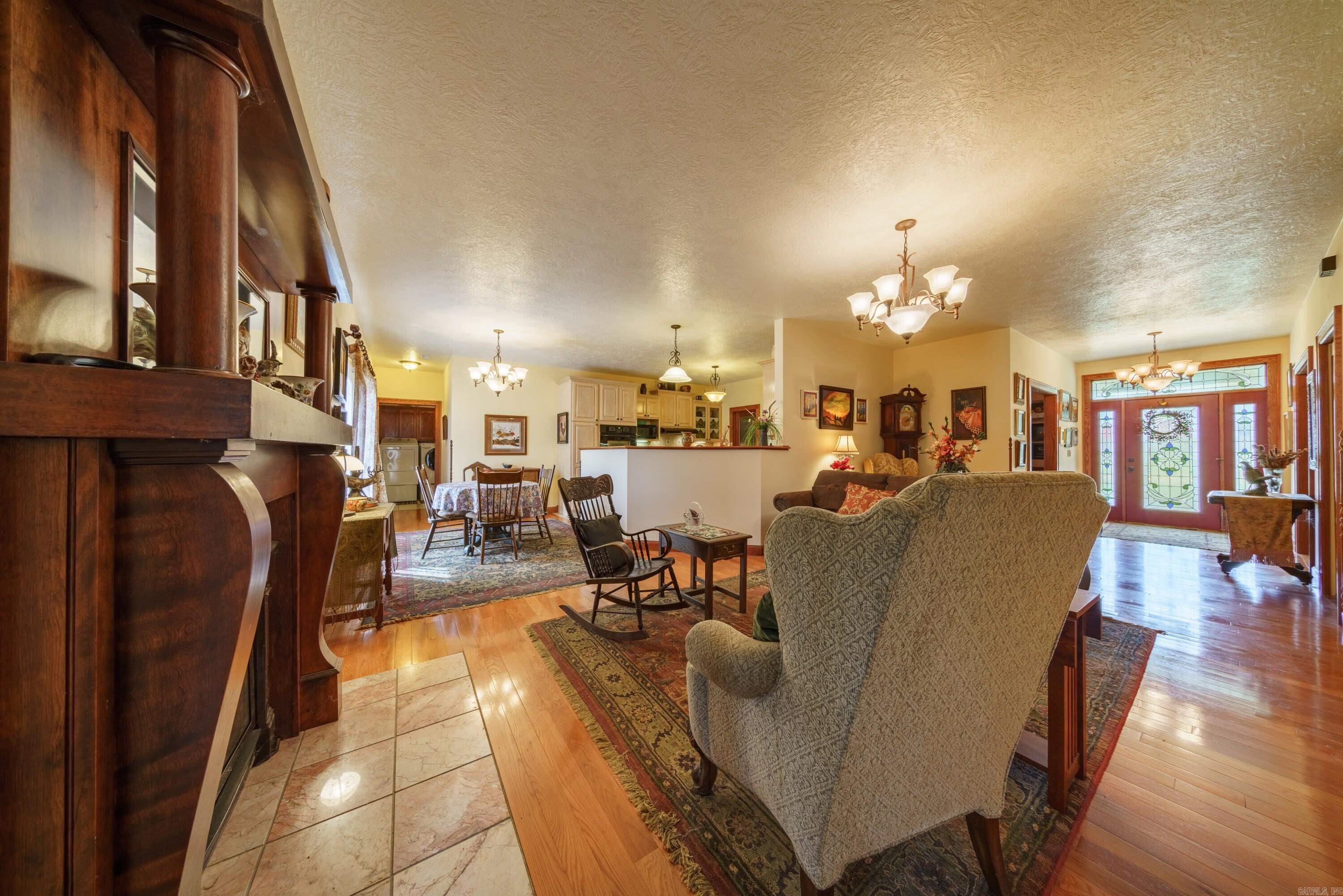 Metes & Bounds - Residential