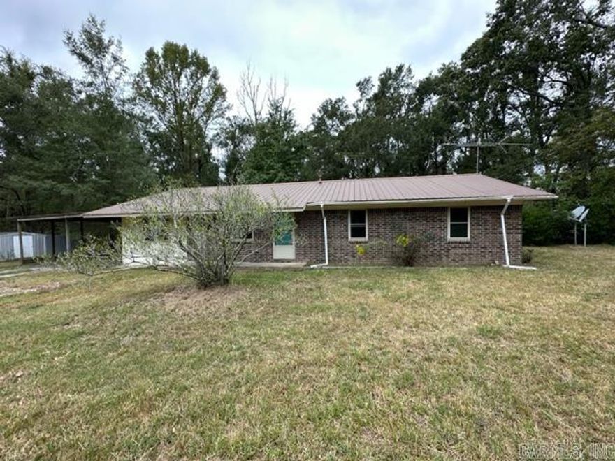 Surrounded by woods but just 2 minutes from Woodlawn High School. With a little bit of TLC this could be your country paradise. All offers must be submitted by the Buyer's agent via the RES.NET Agent Portal. If your offer is accepted, you agree to be responsible for an offer submission technology fee of $150.00. The fee will be collected and disbursed by the settlement agent and disbursed at the closing and settlement of the transaction. To submit your buyer's offer, simply click the link below. If you already have a RES.NET Agent account, you will be prompted to log in. If not, you will be prompted to create an account.  To begin, click or paste this link into your web browser: https://agent.res.net/Offers.aspx?-1790149All offers must be submitted by the Buyer's agent via the RES.NET Agent Portal.