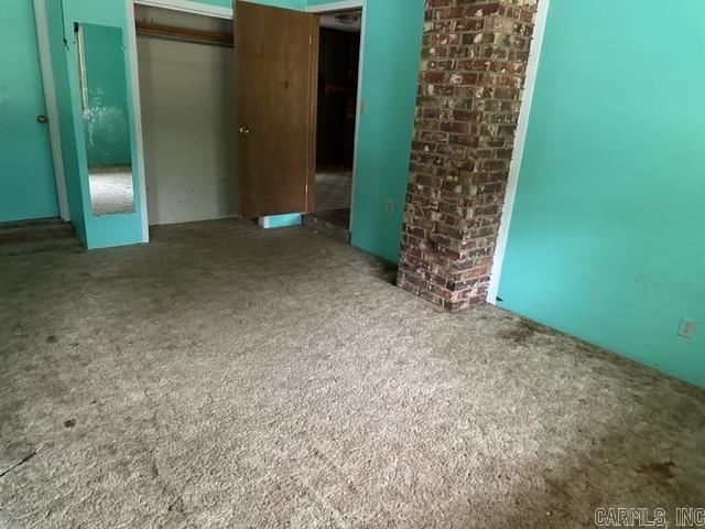 WOODLAWN - Residential