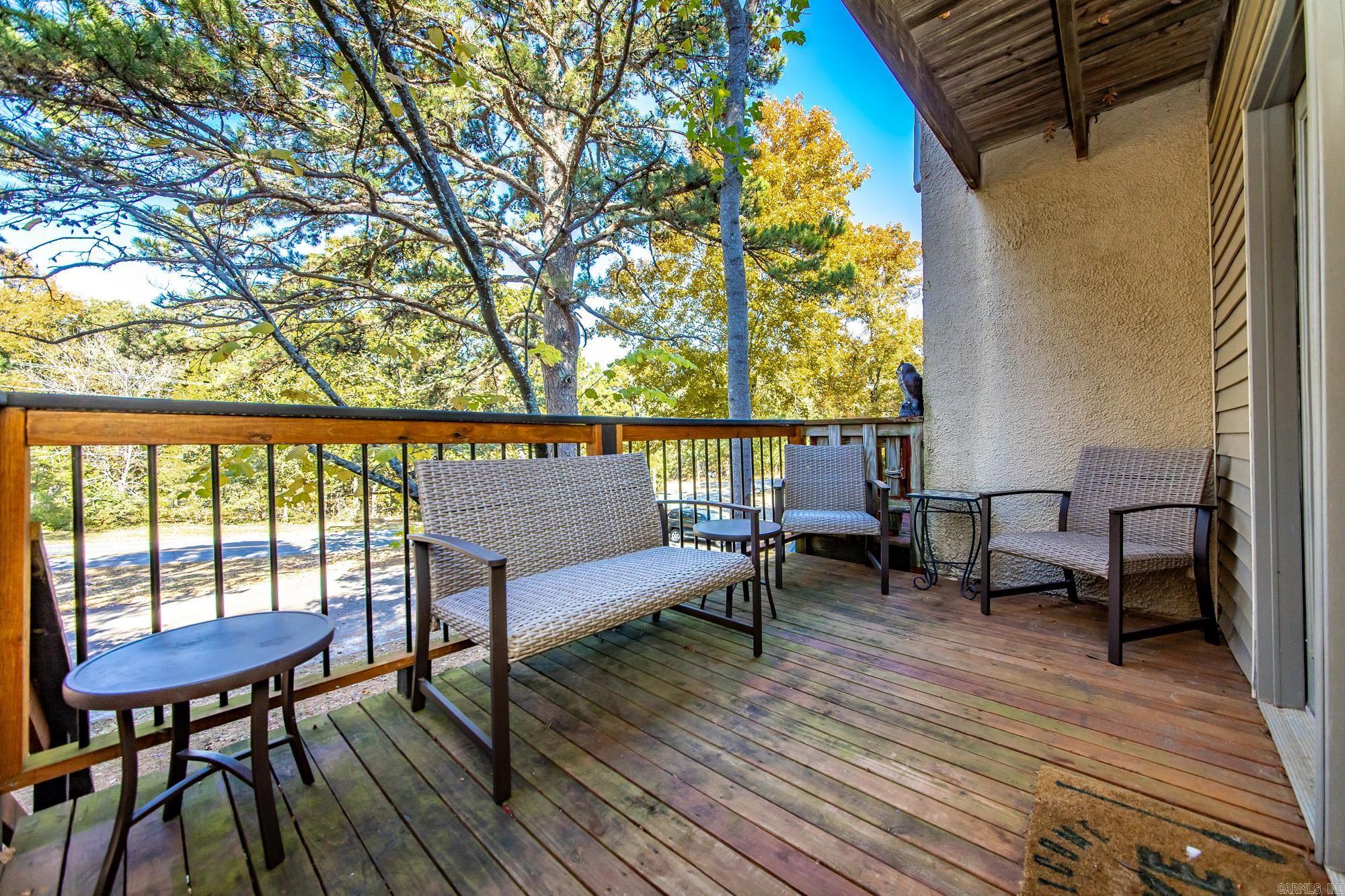 CHELSEA GLADE CONDO - Residential