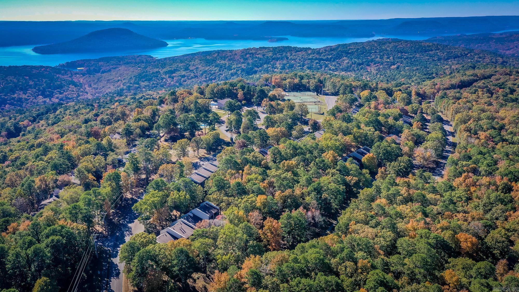 CHELSEA GLADE CONDO - Residential