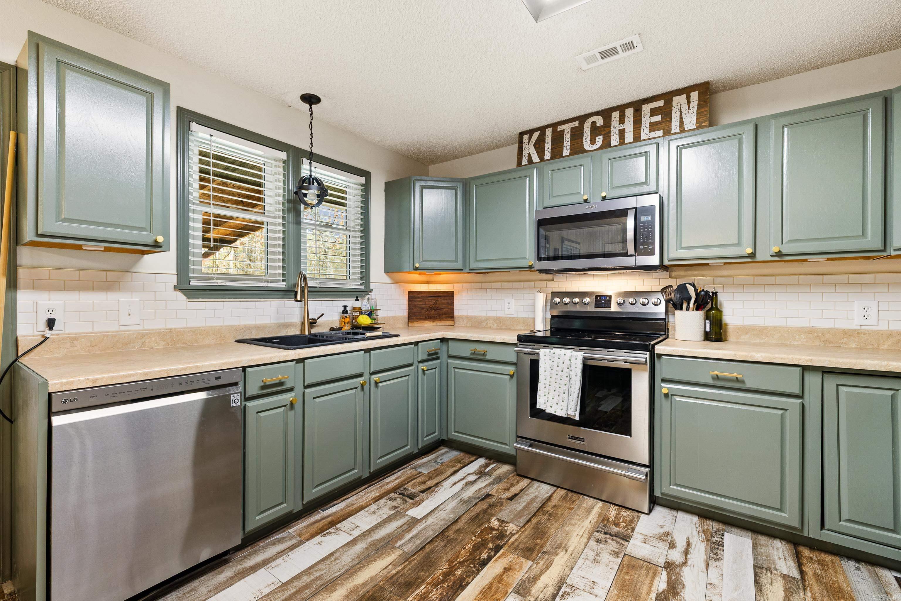 Hot Springs Acres - Residential