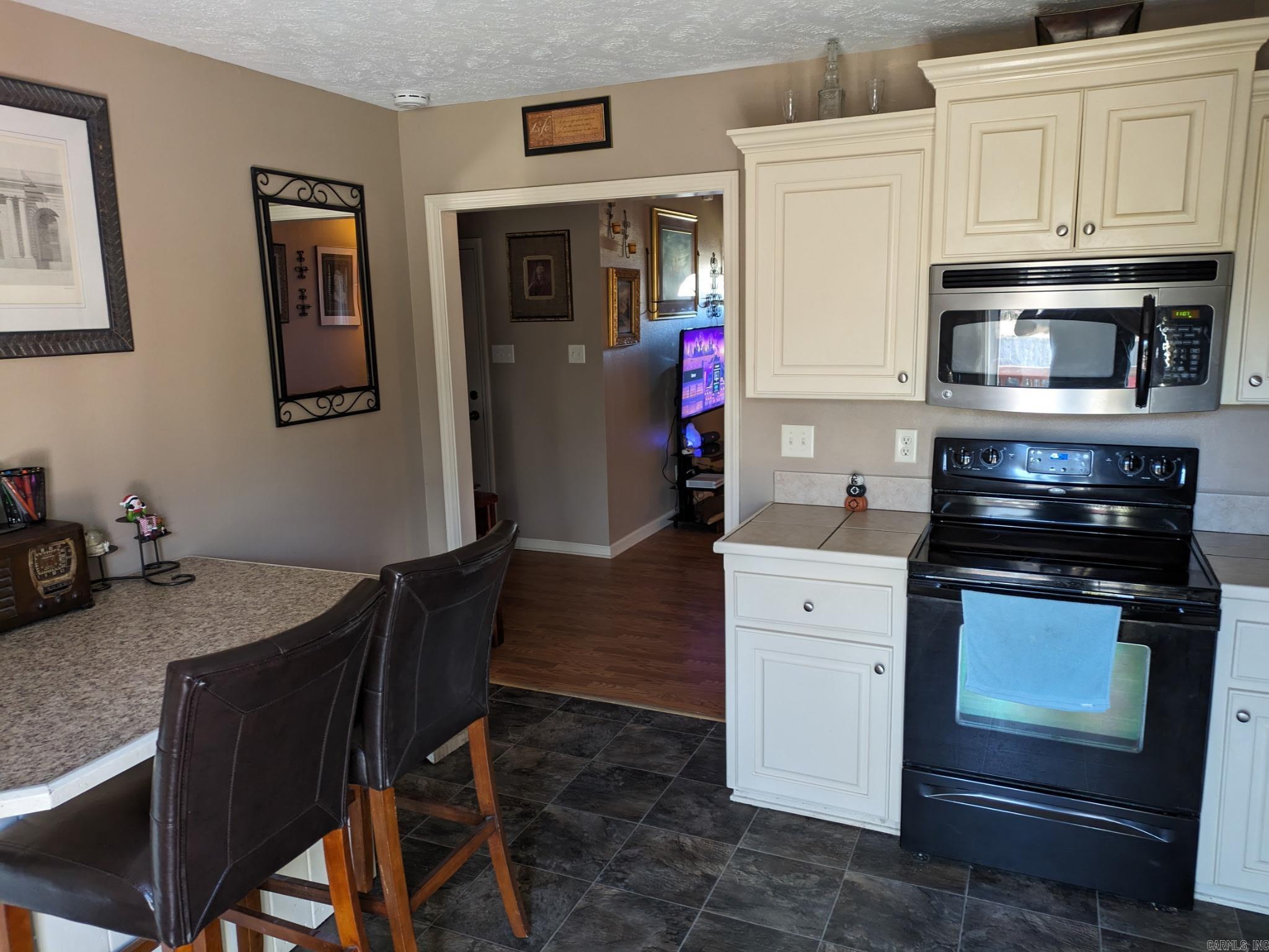 WEATHERING HEIGHTS - Residential