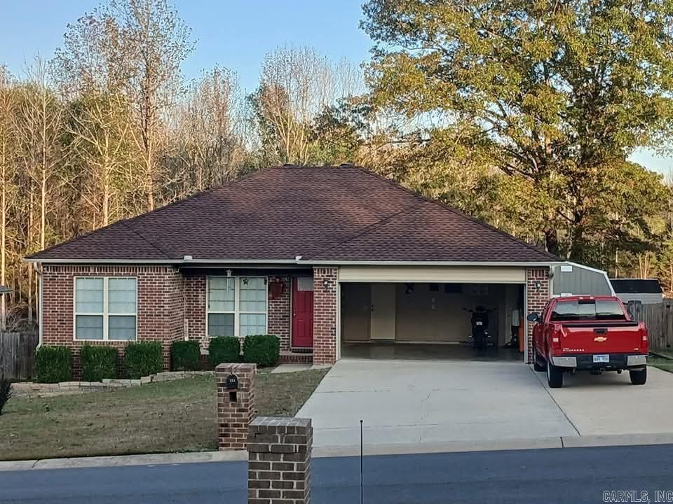 WEATHERING HEIGHTS - Residential