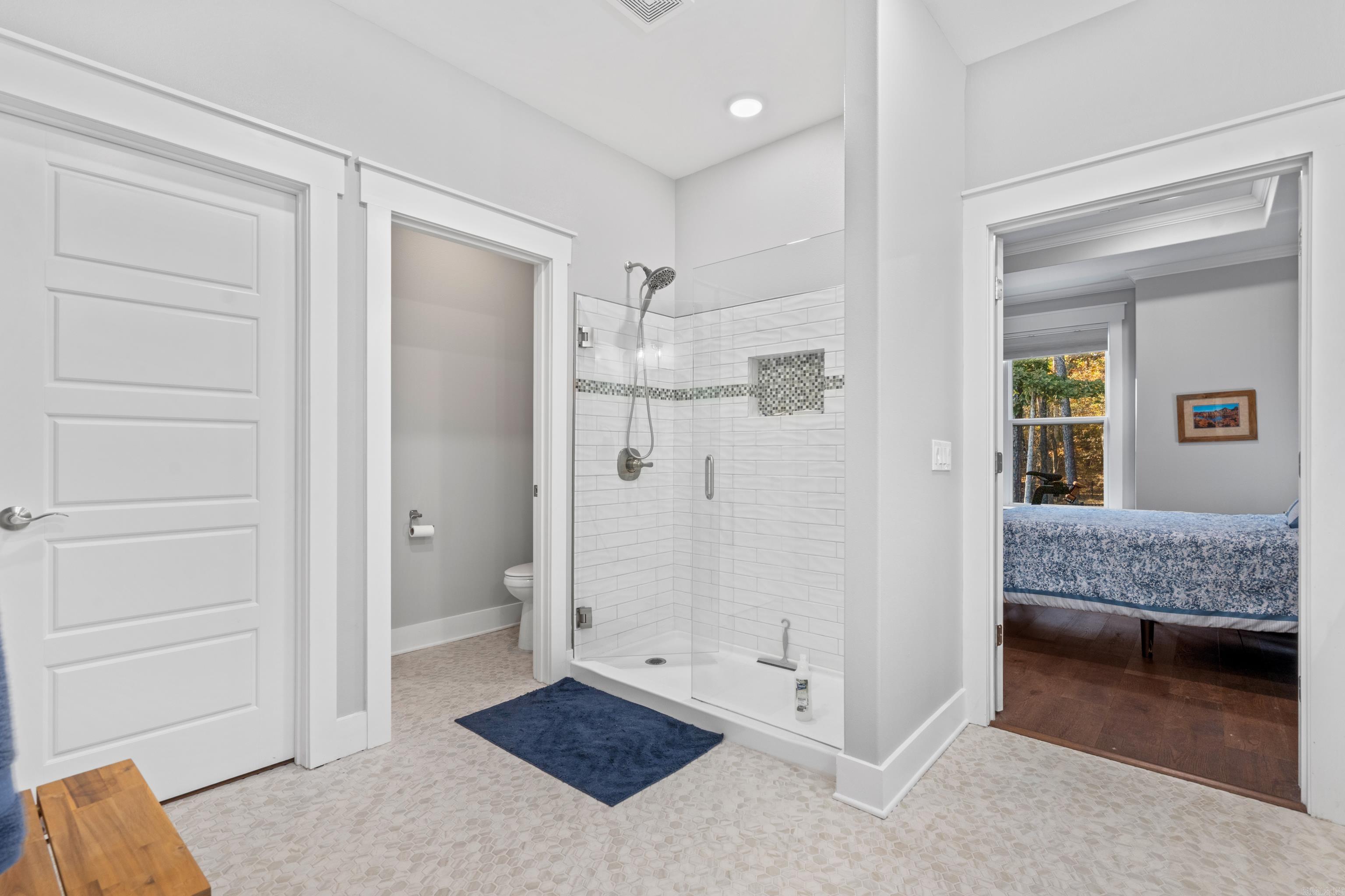 ADORACION - Residential