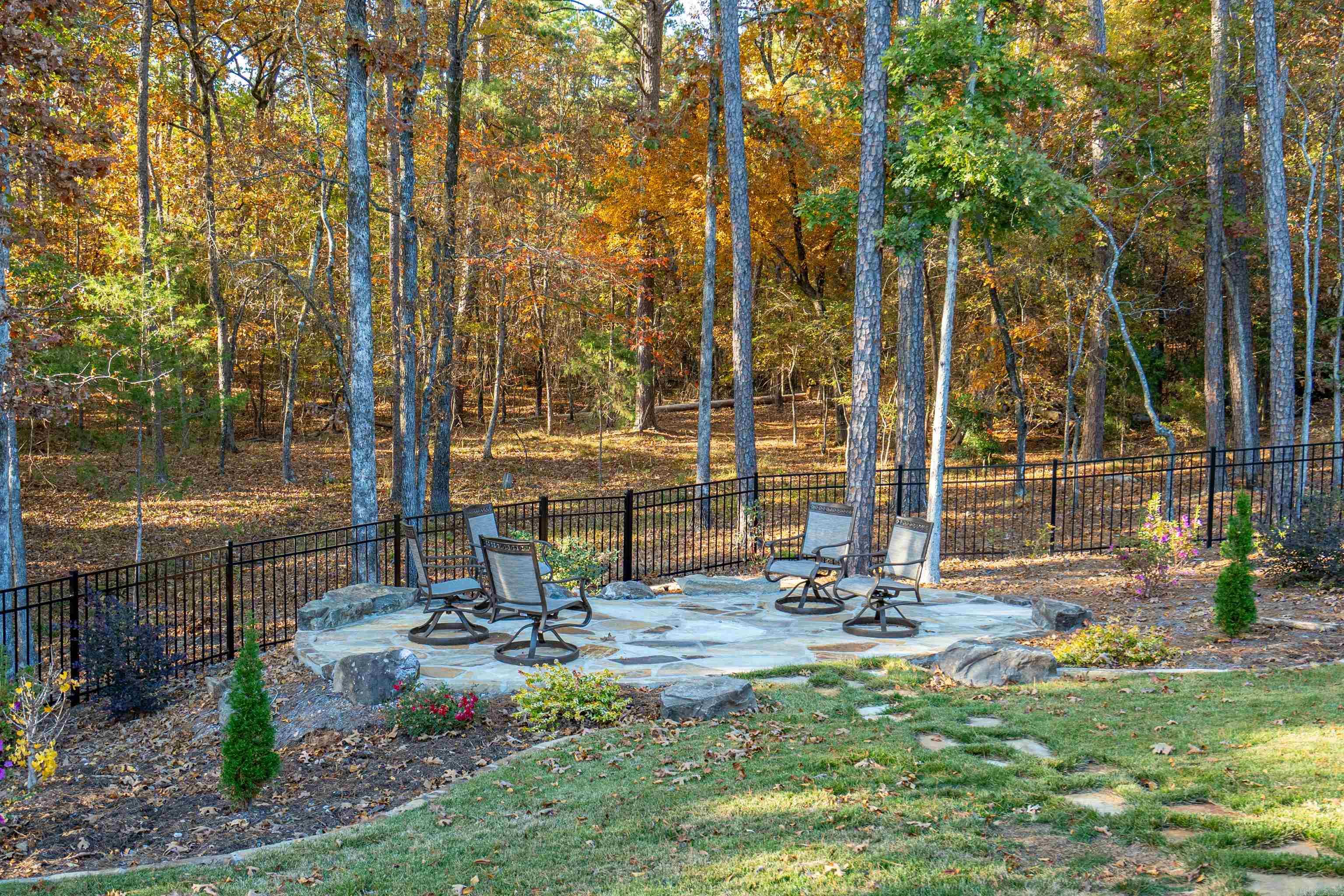 ADORACION - Residential