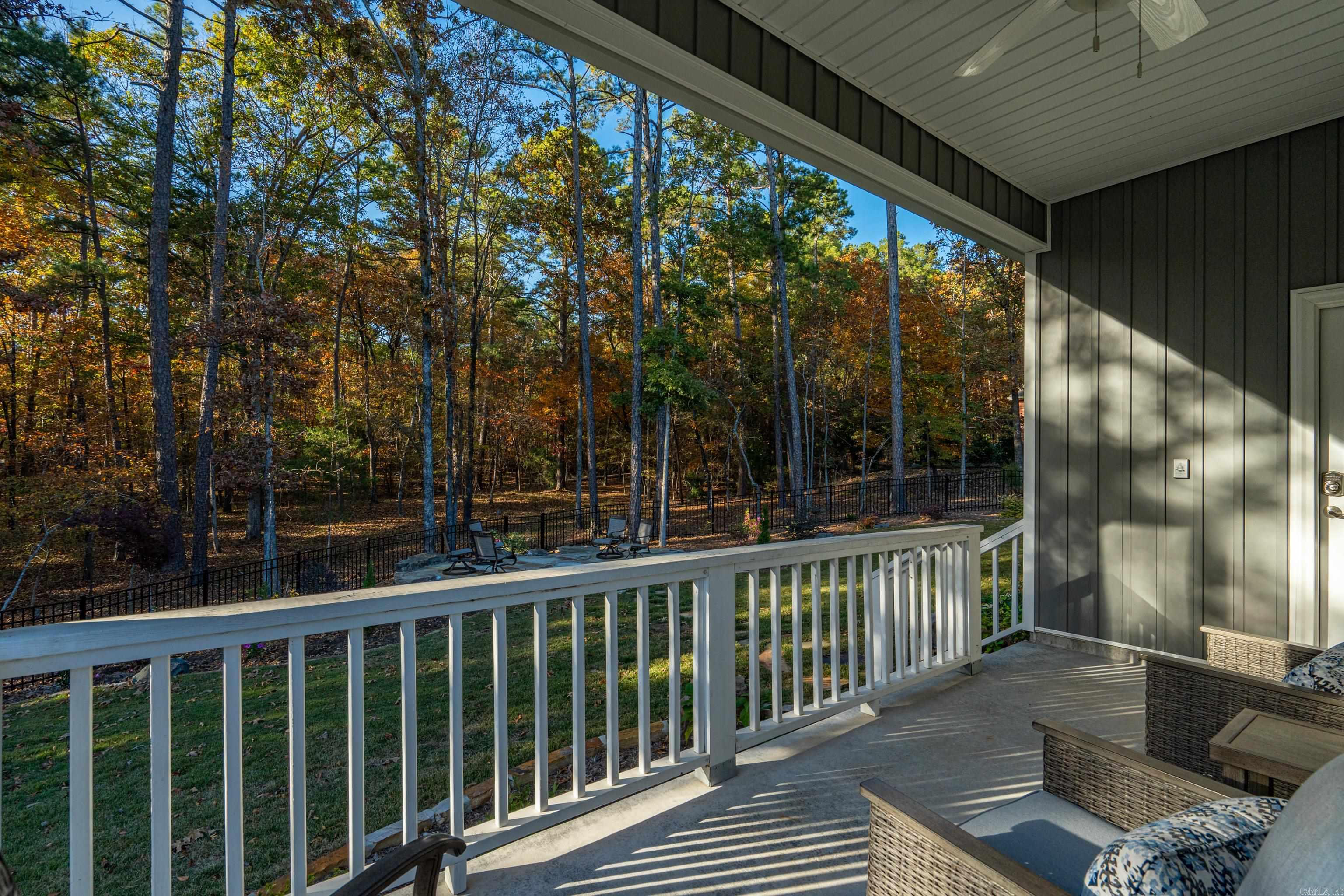 ADORACION - Residential