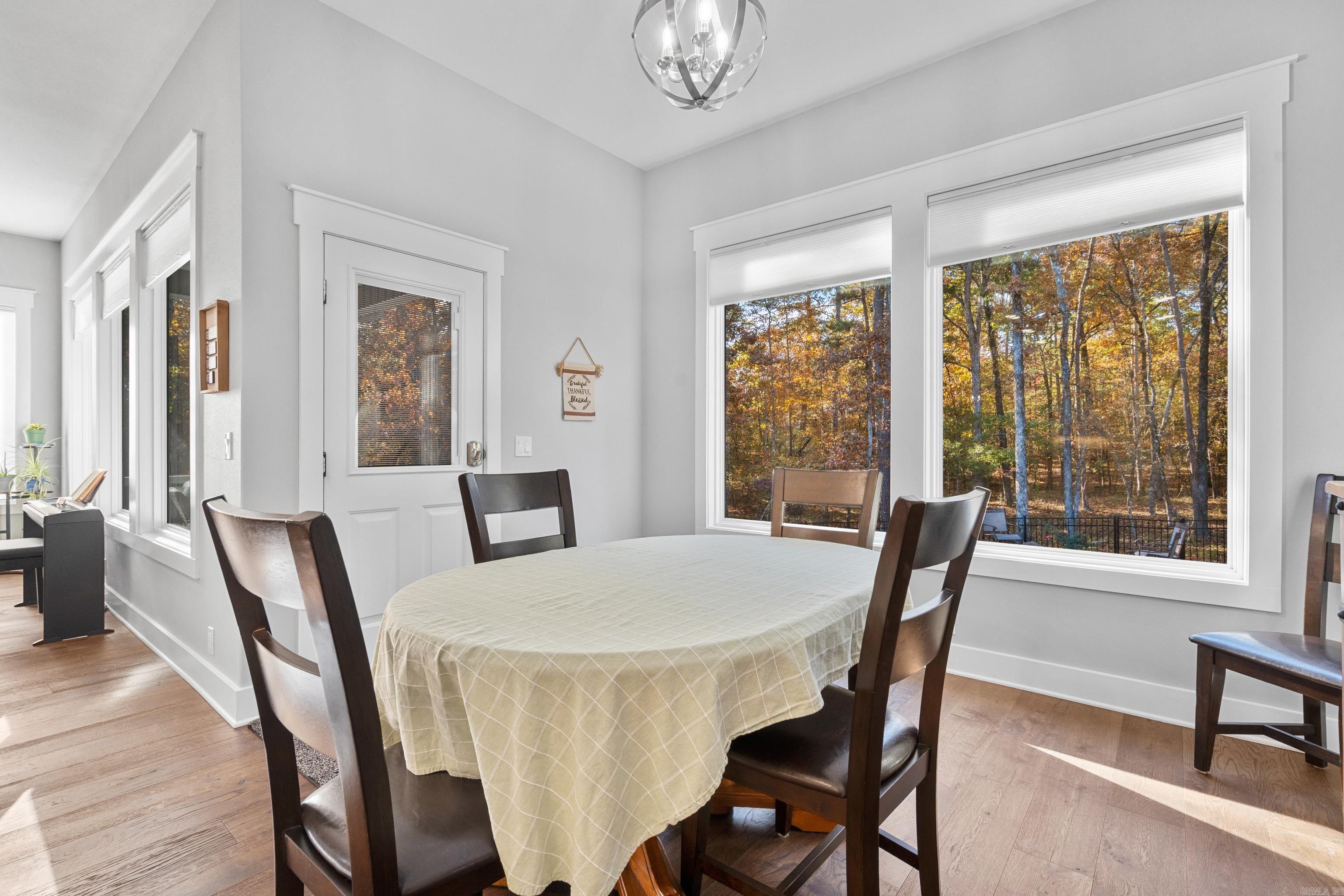 ADORACION - Residential