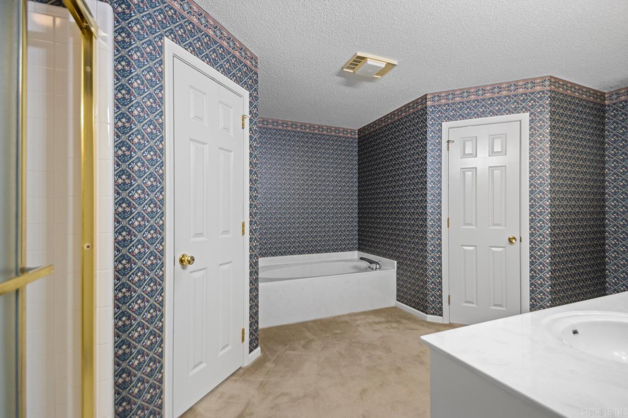 WINDSOR VALLEY ADDN - Residential