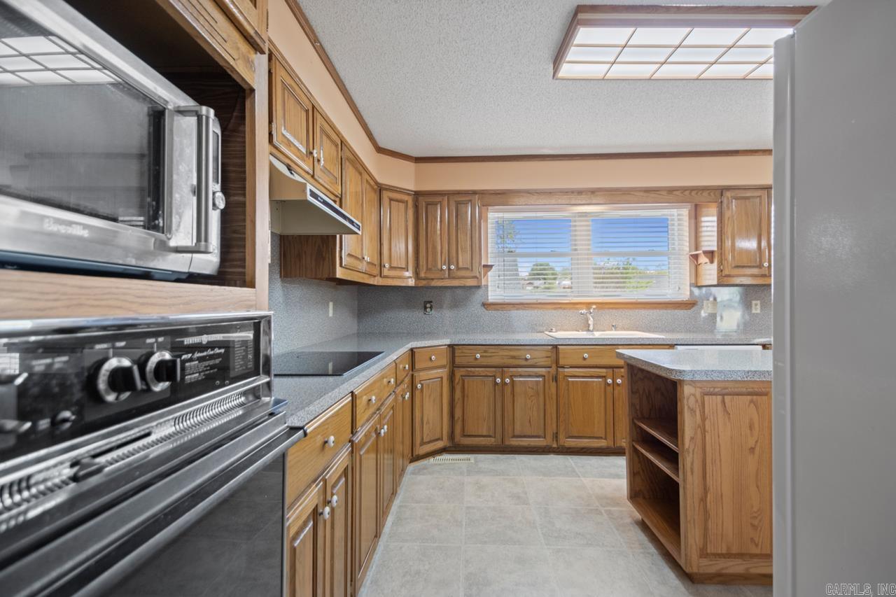 WINDSOR VALLEY ADDN - Residential