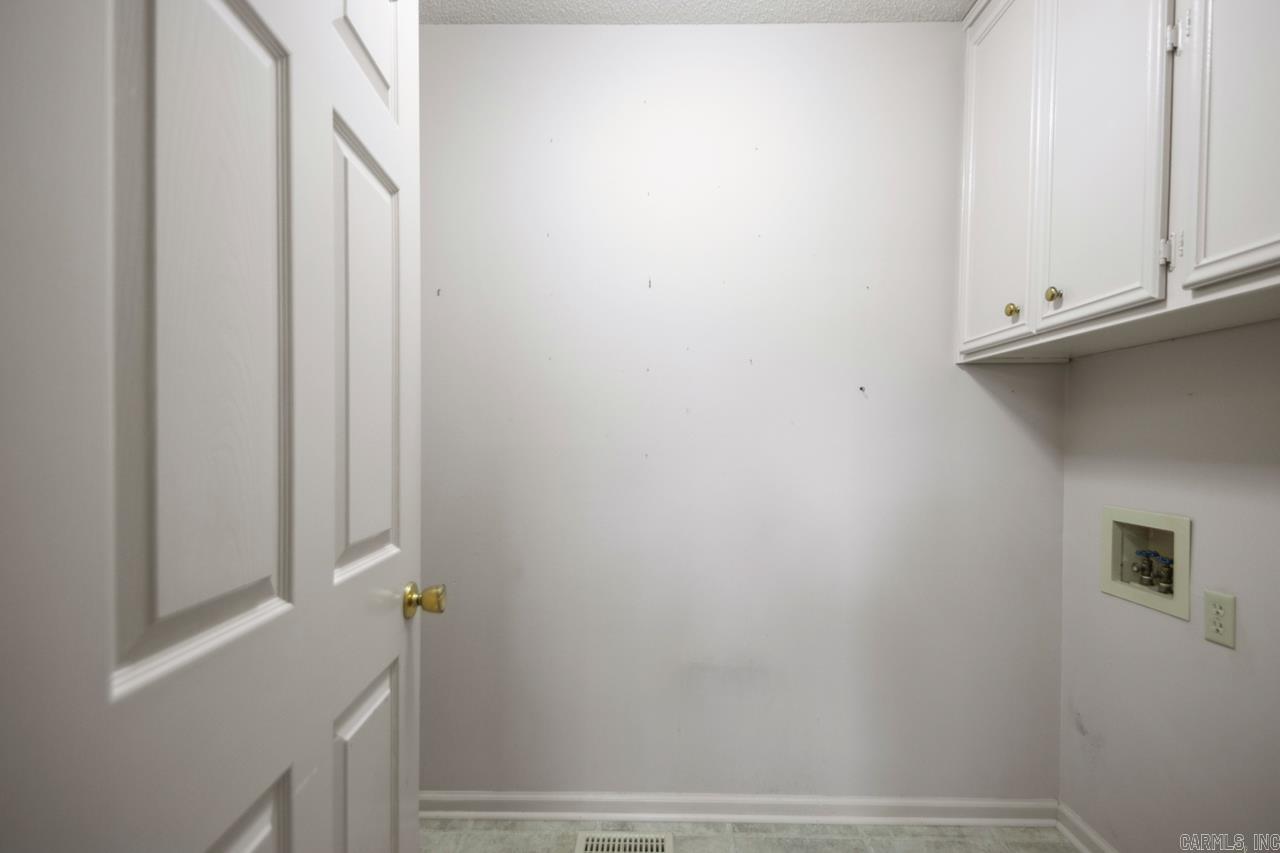 WINDSOR VALLEY ADDN - Residential