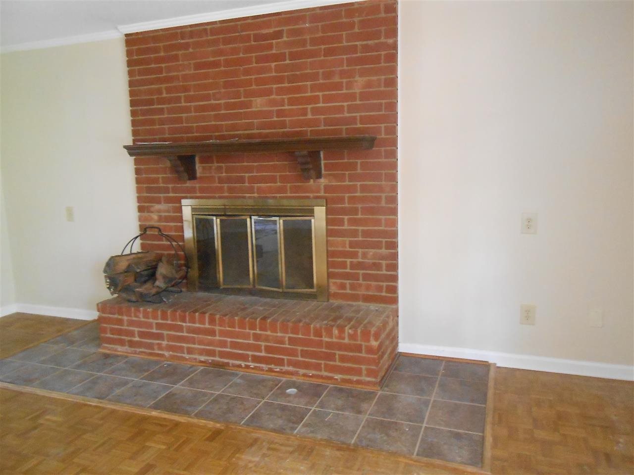 PEBBLE BEACH PARK - Residential