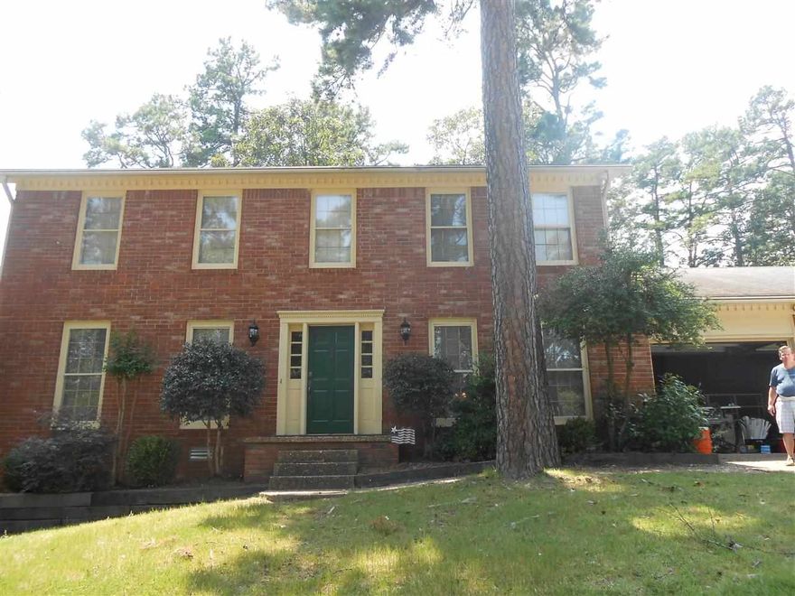 4/5 bedroom great brick home in the heart of WLR. Dinning, 2 living areas, eat-in-kit with bar,  bay windows overlooking  deck and large backyard for kids to play, new paint and some updates, fireplace in den with wood floors, tile in wet areas