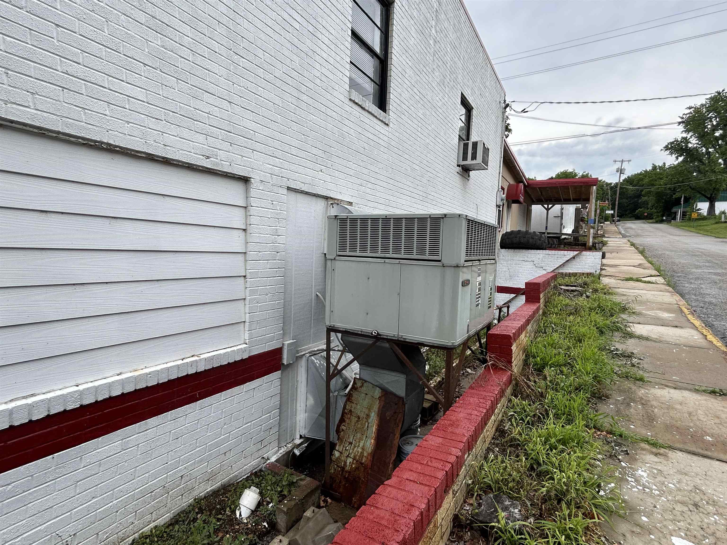 Original Hardy - Commercial Sale