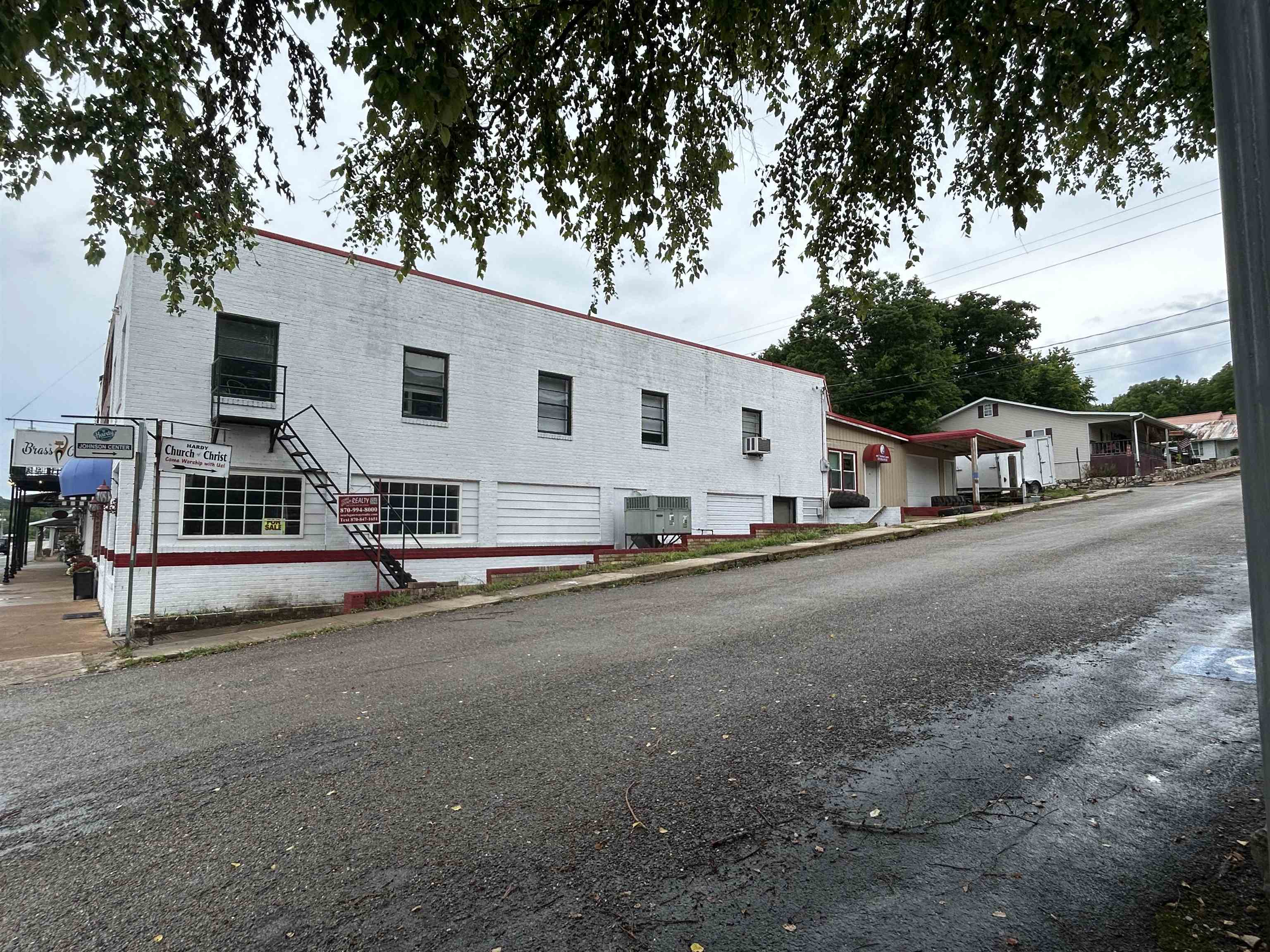 Original Hardy - Commercial Sale