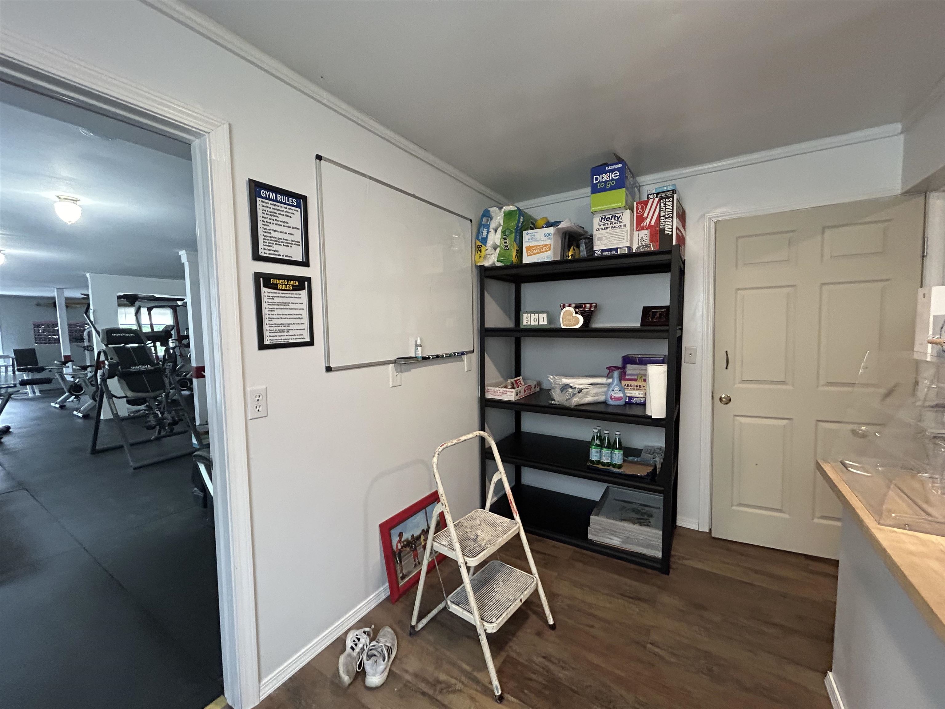 Original Hardy - Commercial Sale