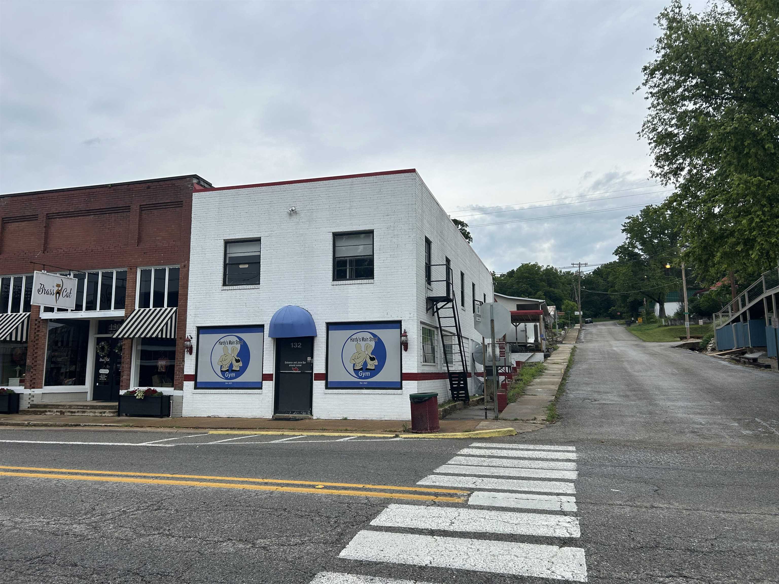 Original Hardy - Commercial Sale