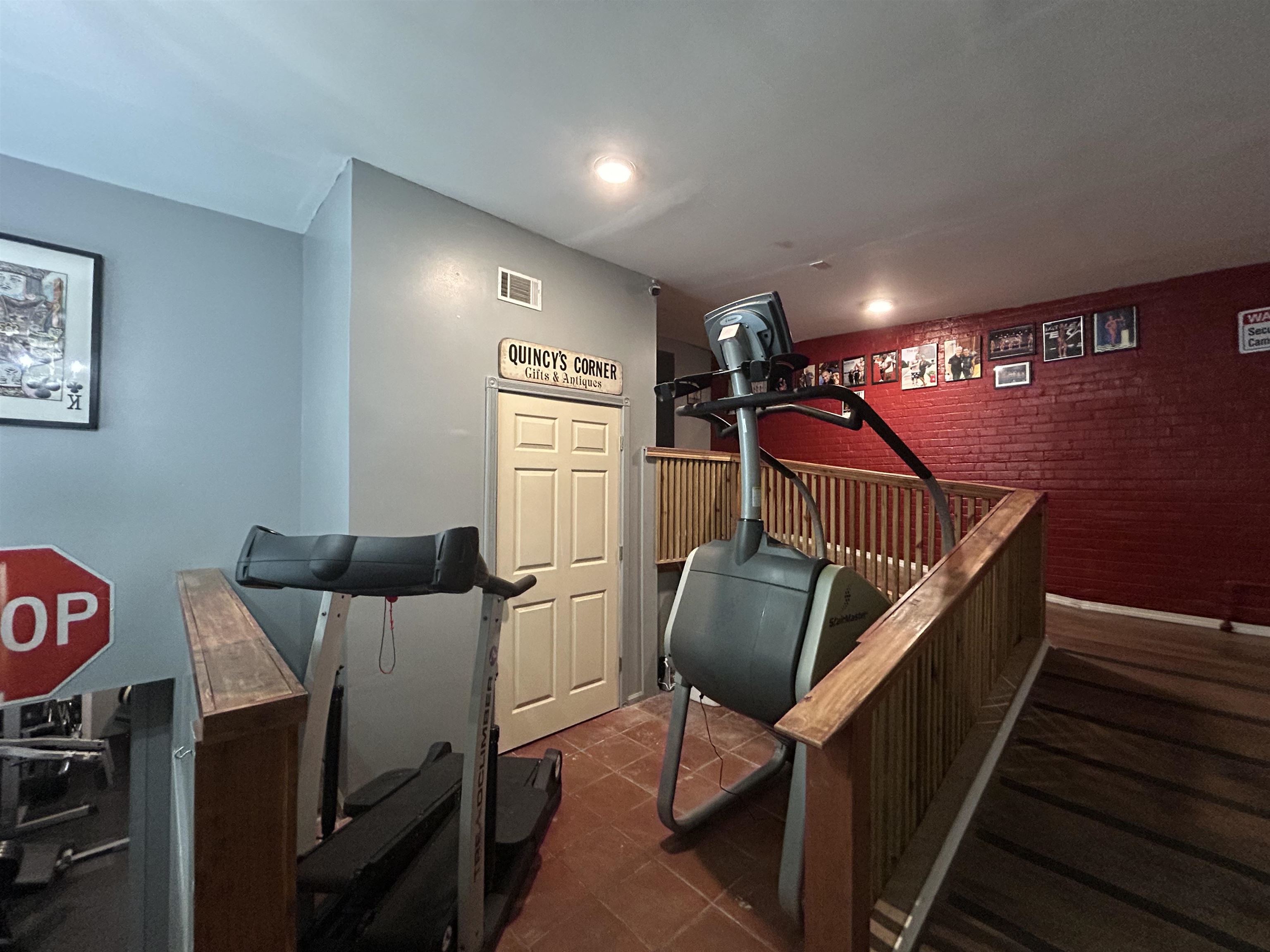 Original Hardy - Commercial Sale