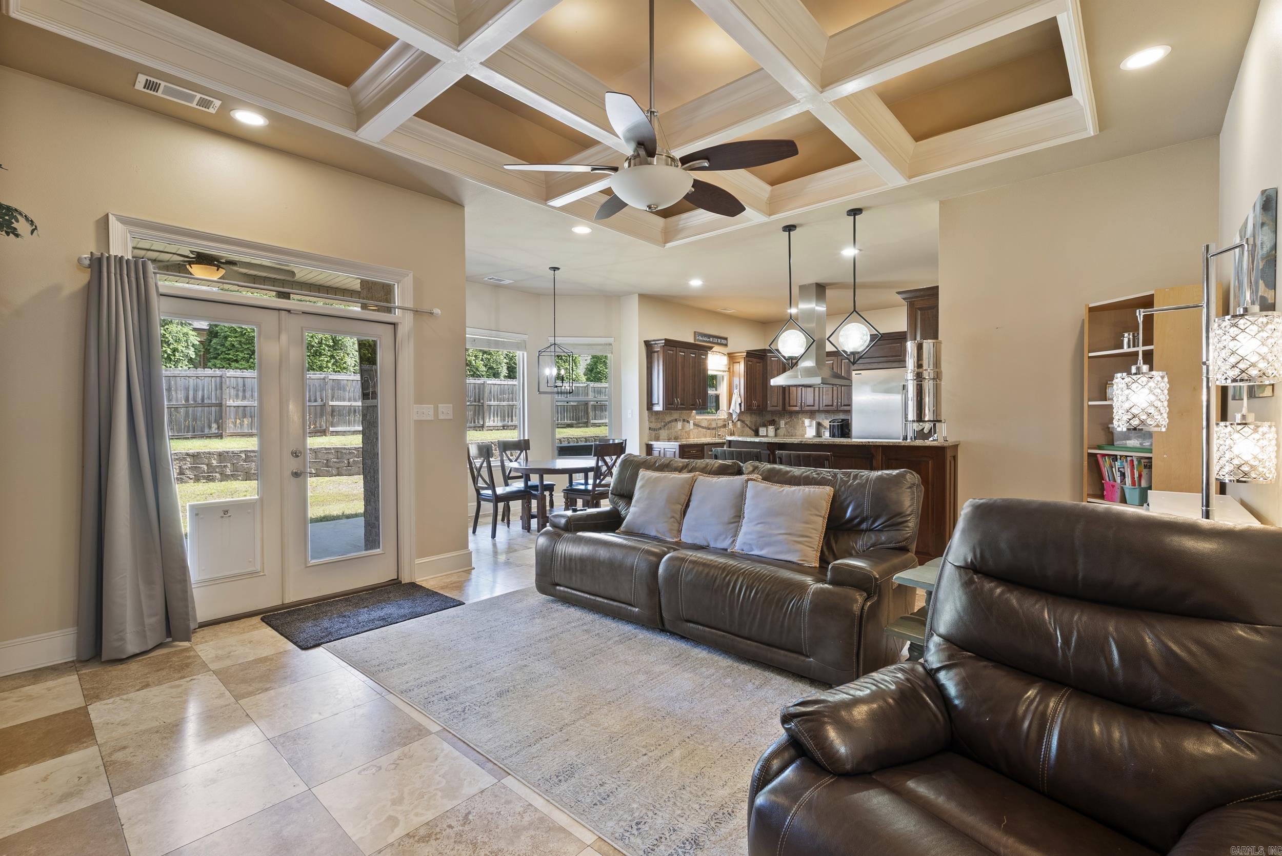 HURRICANE LAKE EST - Residential