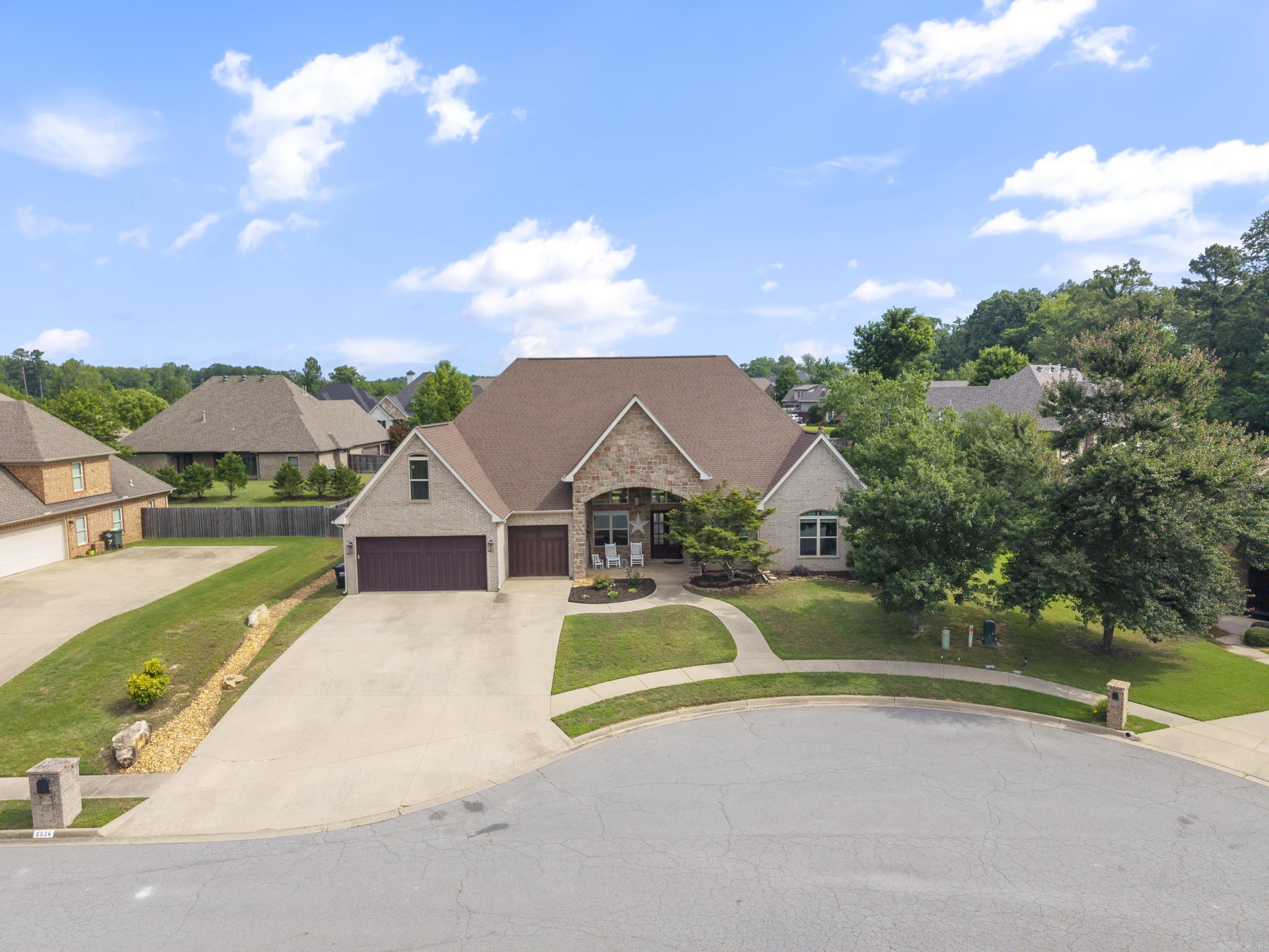HURRICANE LAKE EST - Residential