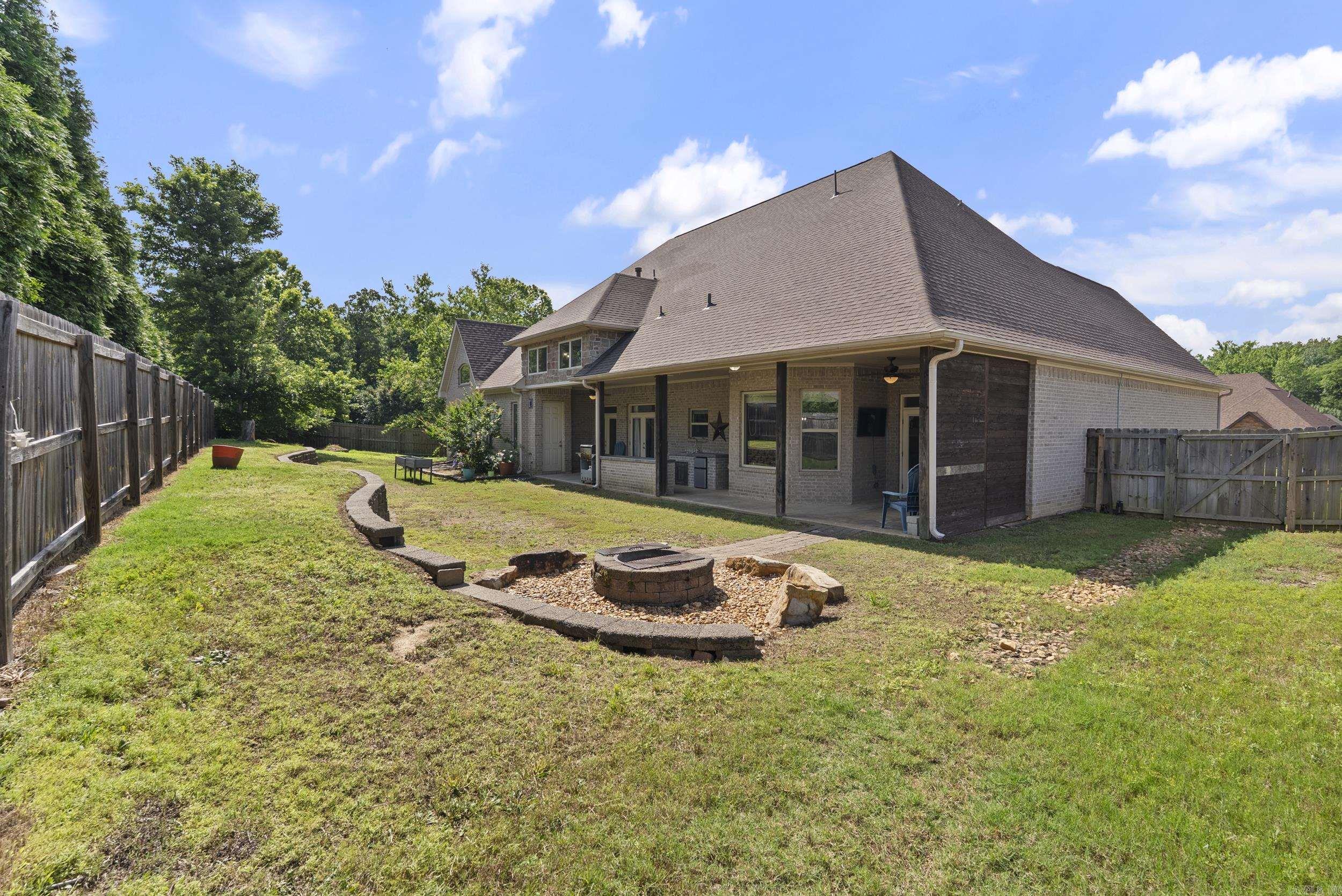 HURRICANE LAKE EST - Residential