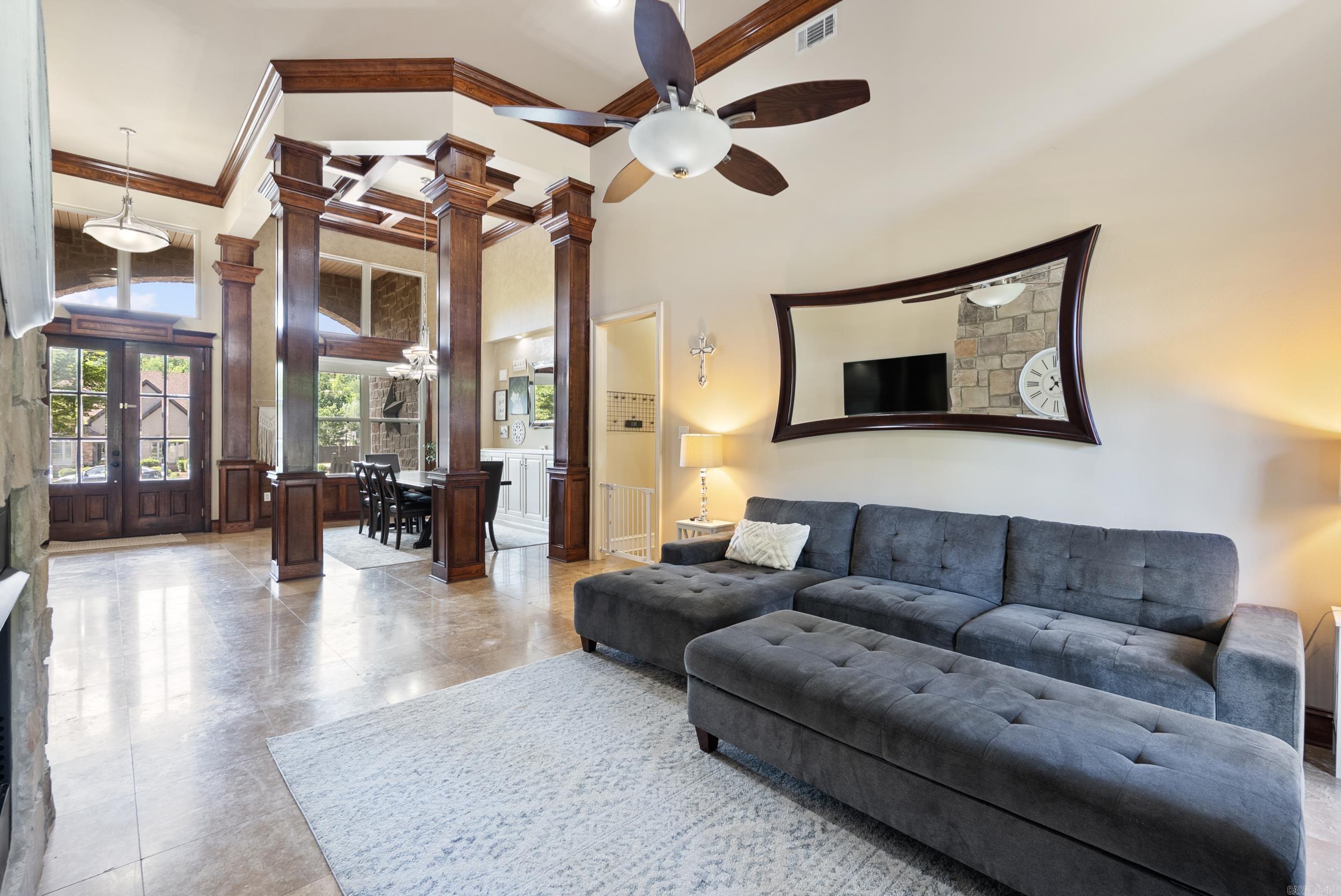 HURRICANE LAKE EST - Residential