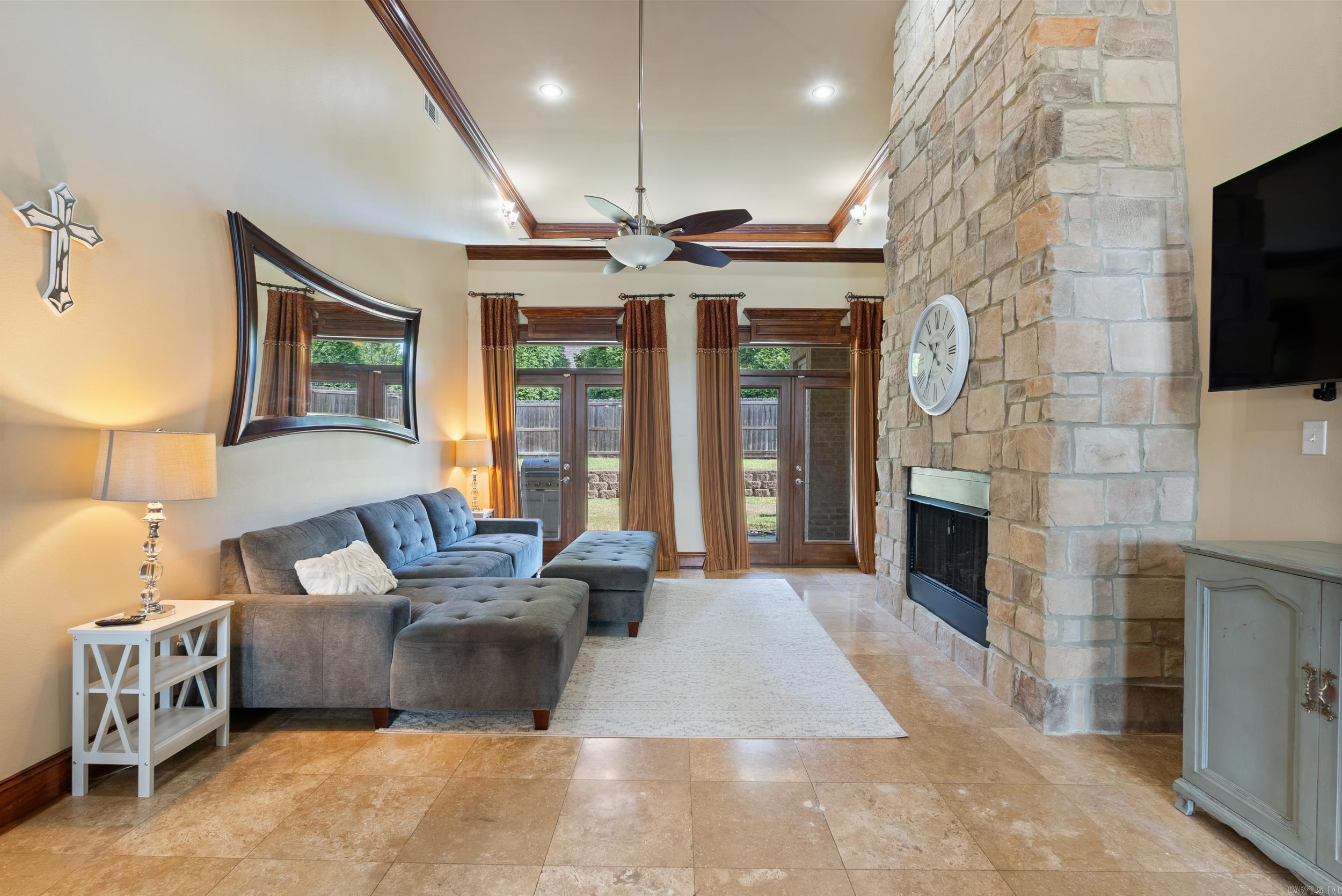 HURRICANE LAKE EST - Residential