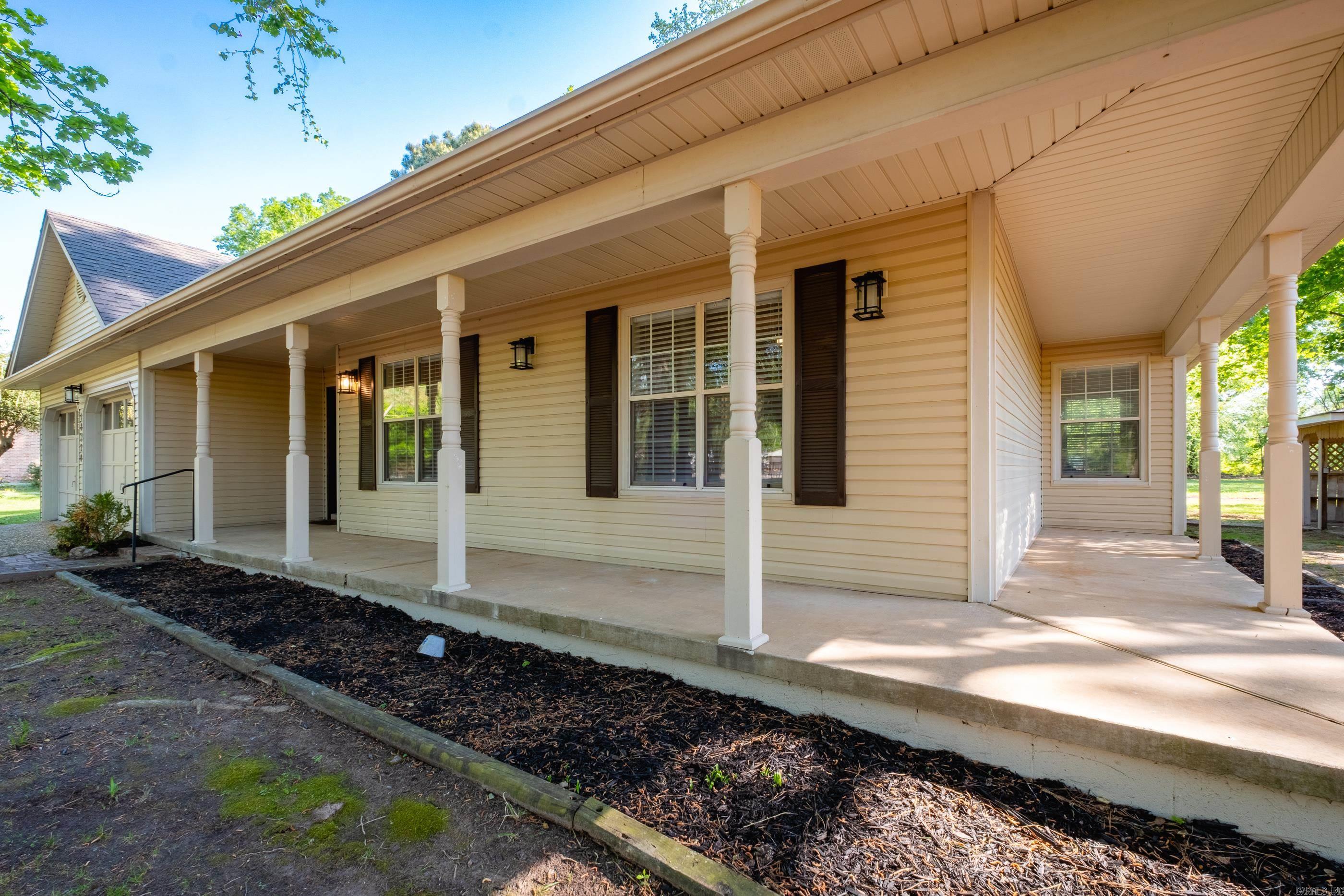 ROLAND WEST - Residential