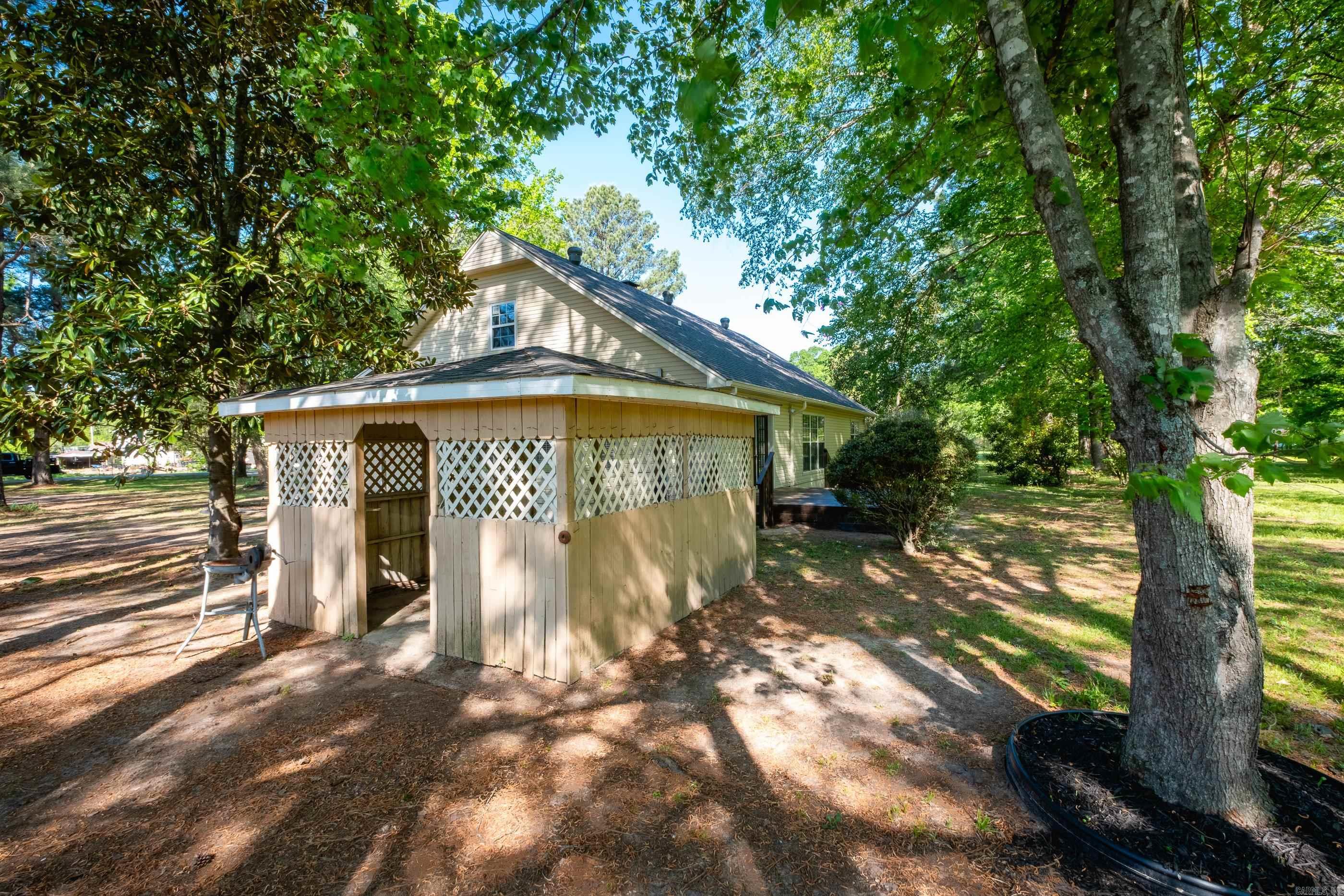 ROLAND WEST - Residential