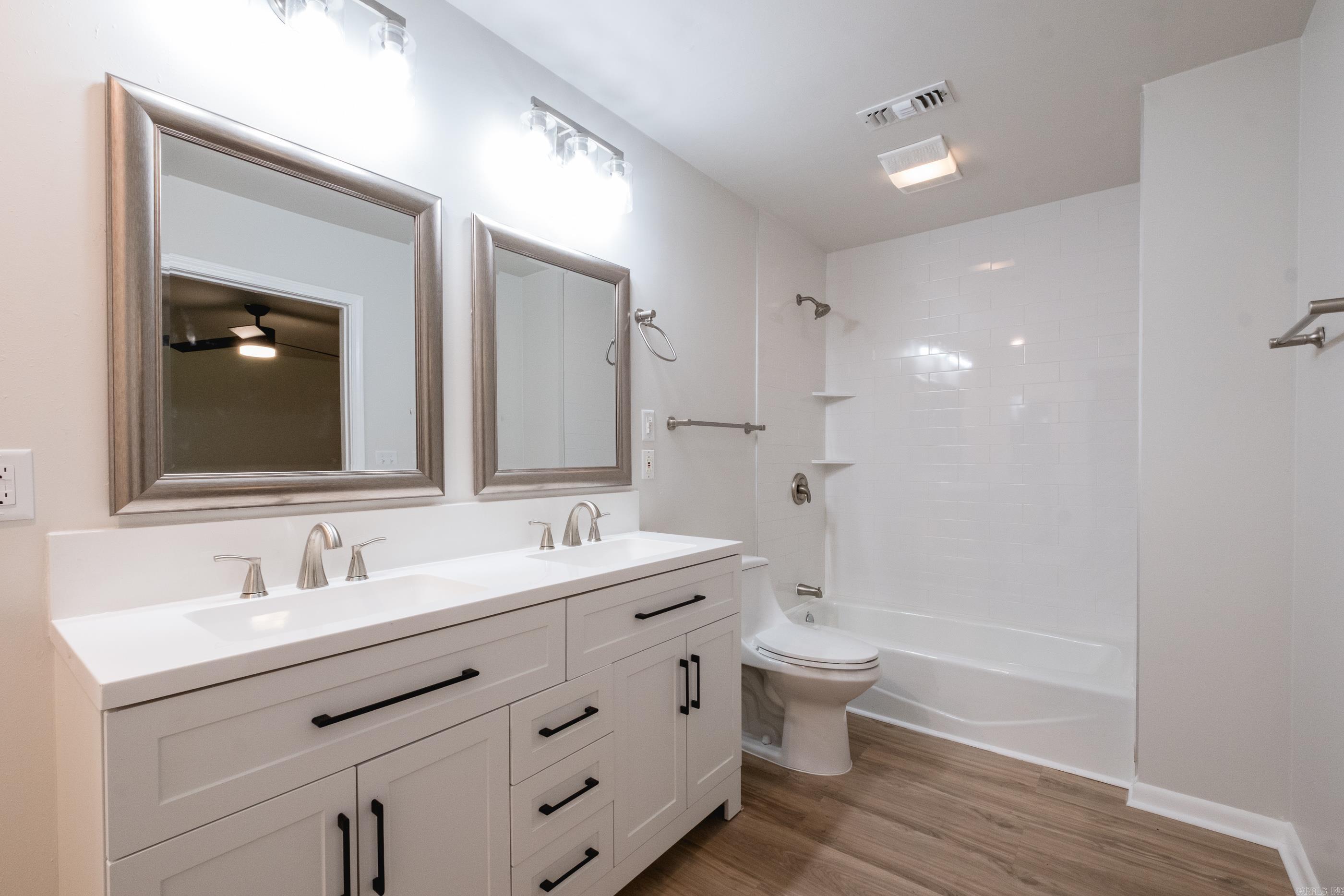 ROLAND WEST - Residential