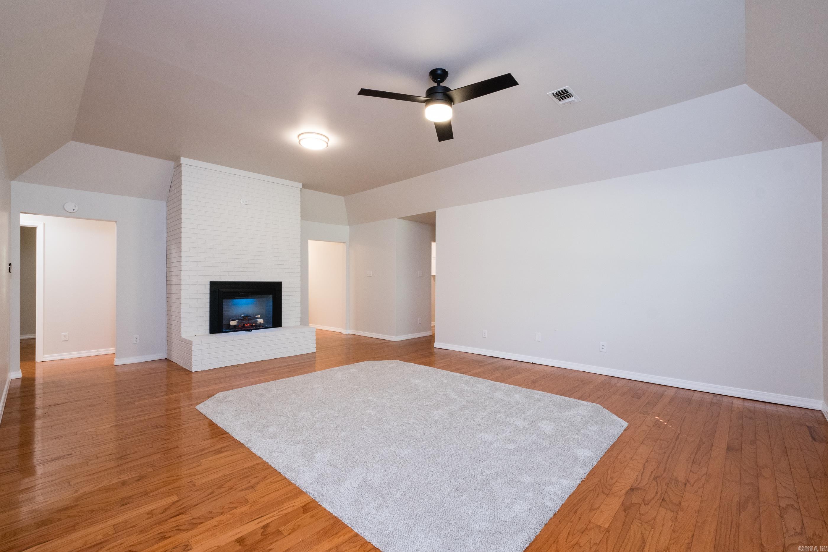 ROLAND WEST - Residential