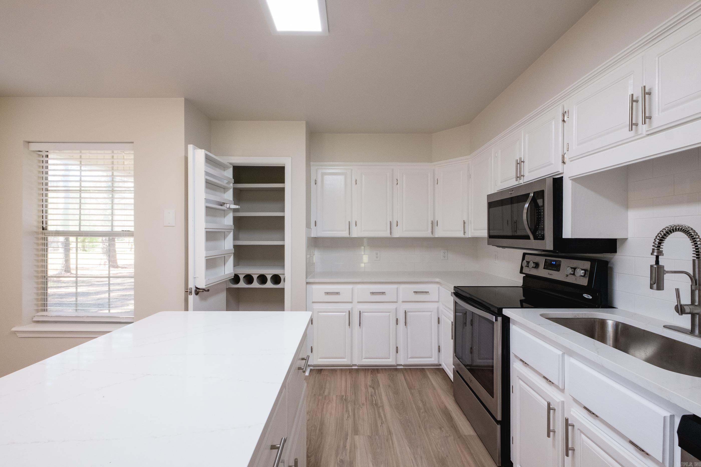 ROLAND WEST - Residential