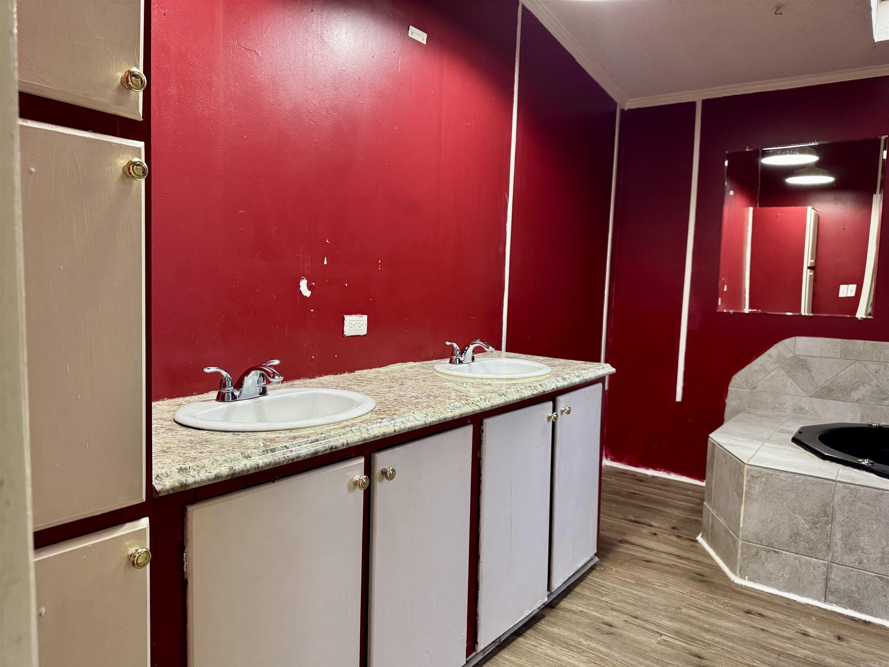 BIZZELL - Residential